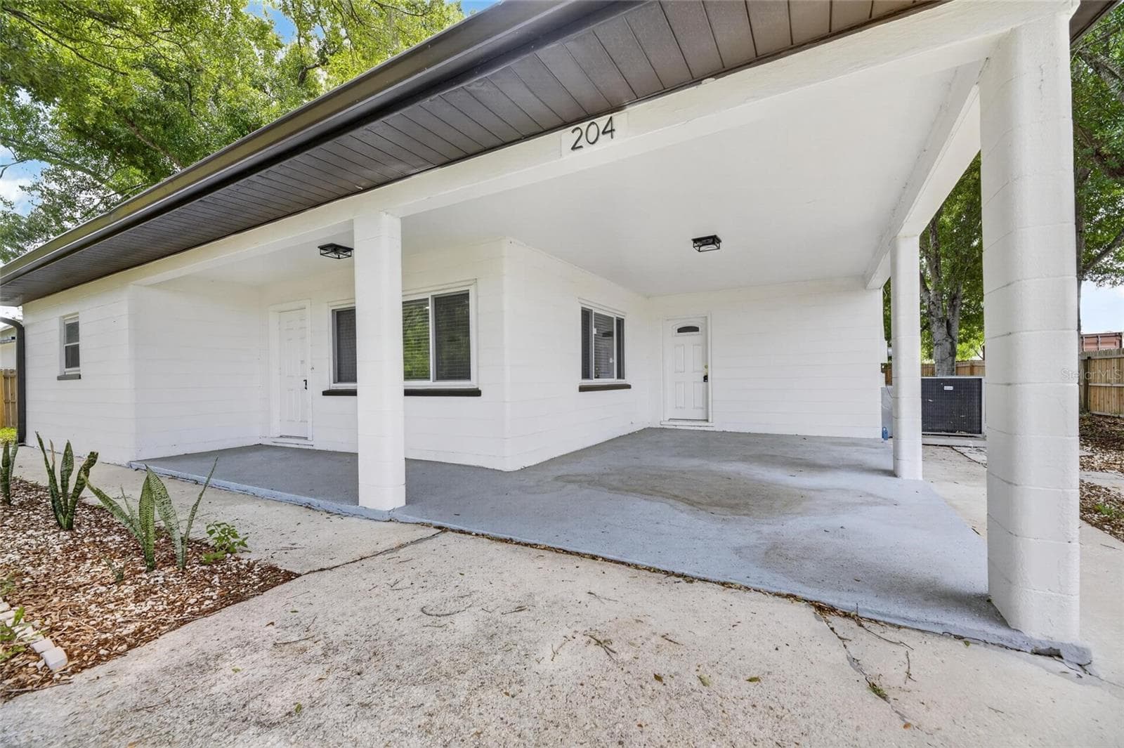 Single Family Residence at 204 7TH AVE NW, RUSKIN, photo 6 of 55