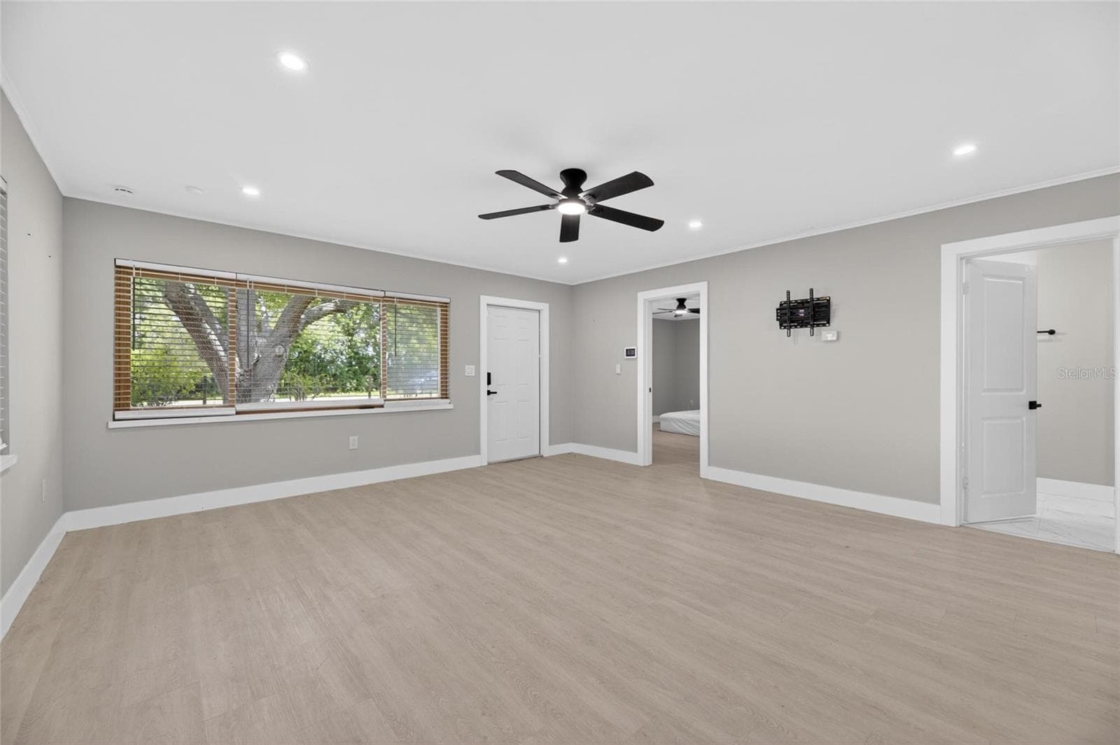Single Family Residence at 204 7TH AVE NW, RUSKIN, photo 12 of 55