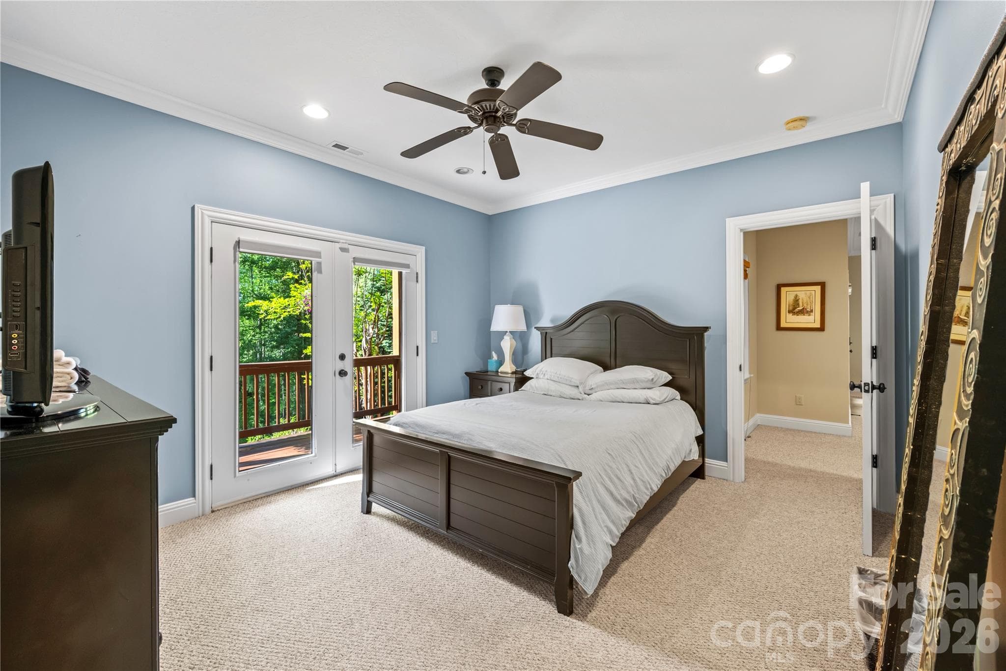 Single Family Residence at 128 Churchill Downs Drive, Fairview, photo 40 of 54