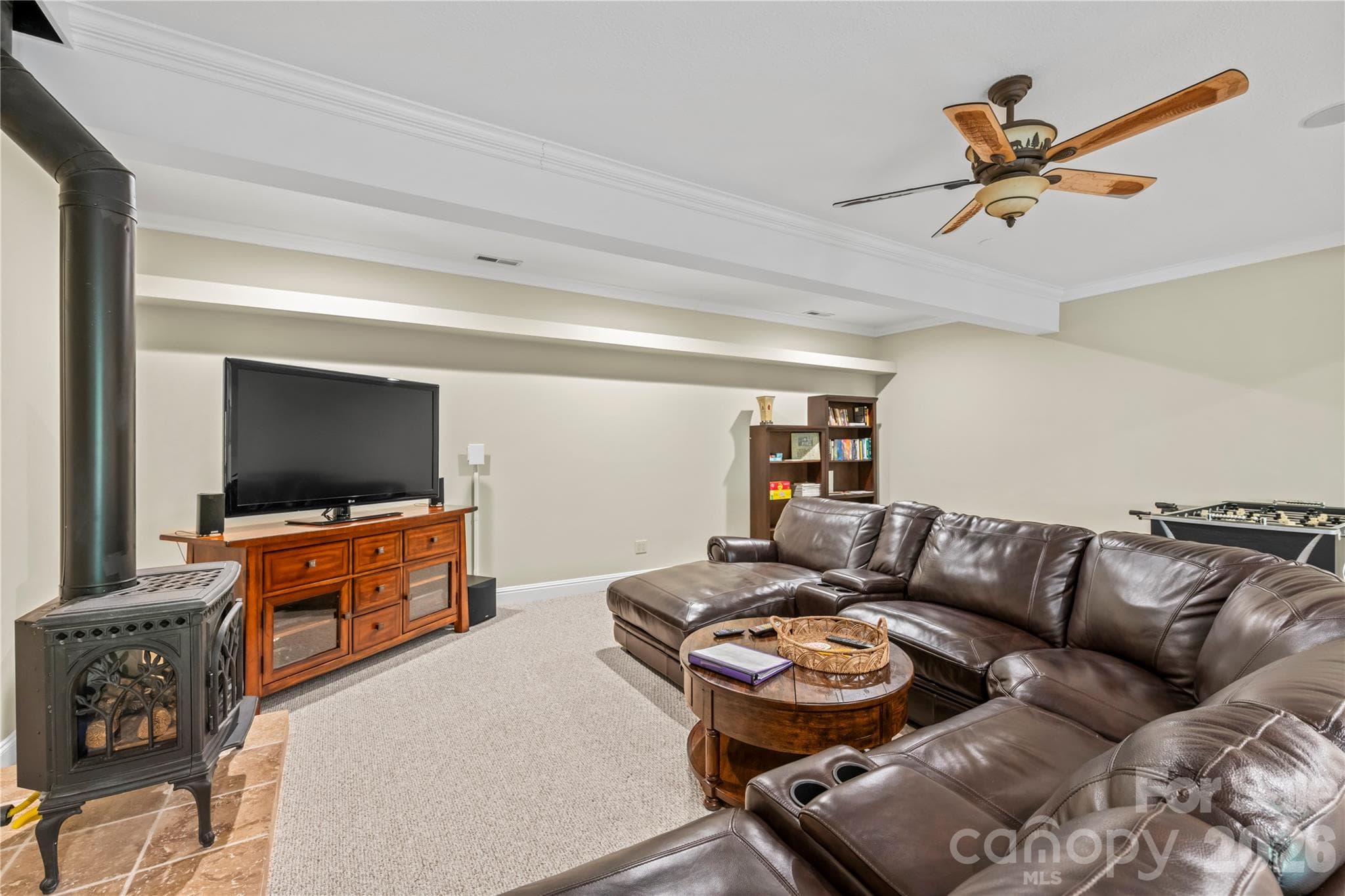 Single Family Residence at 128 Churchill Downs Drive, Fairview, photo 37 of 54