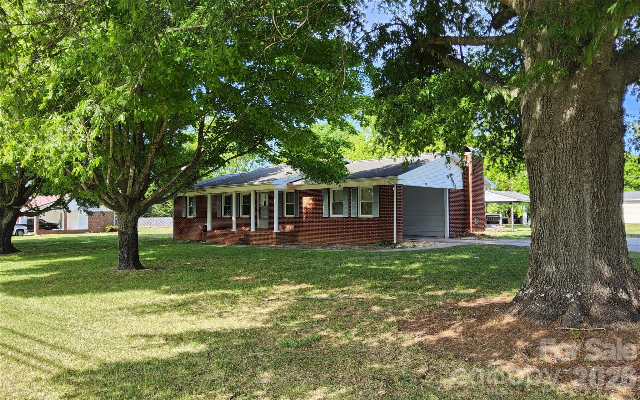 Single Family Residence at 113 Kings Drive, Forest City, photo 2 of 37