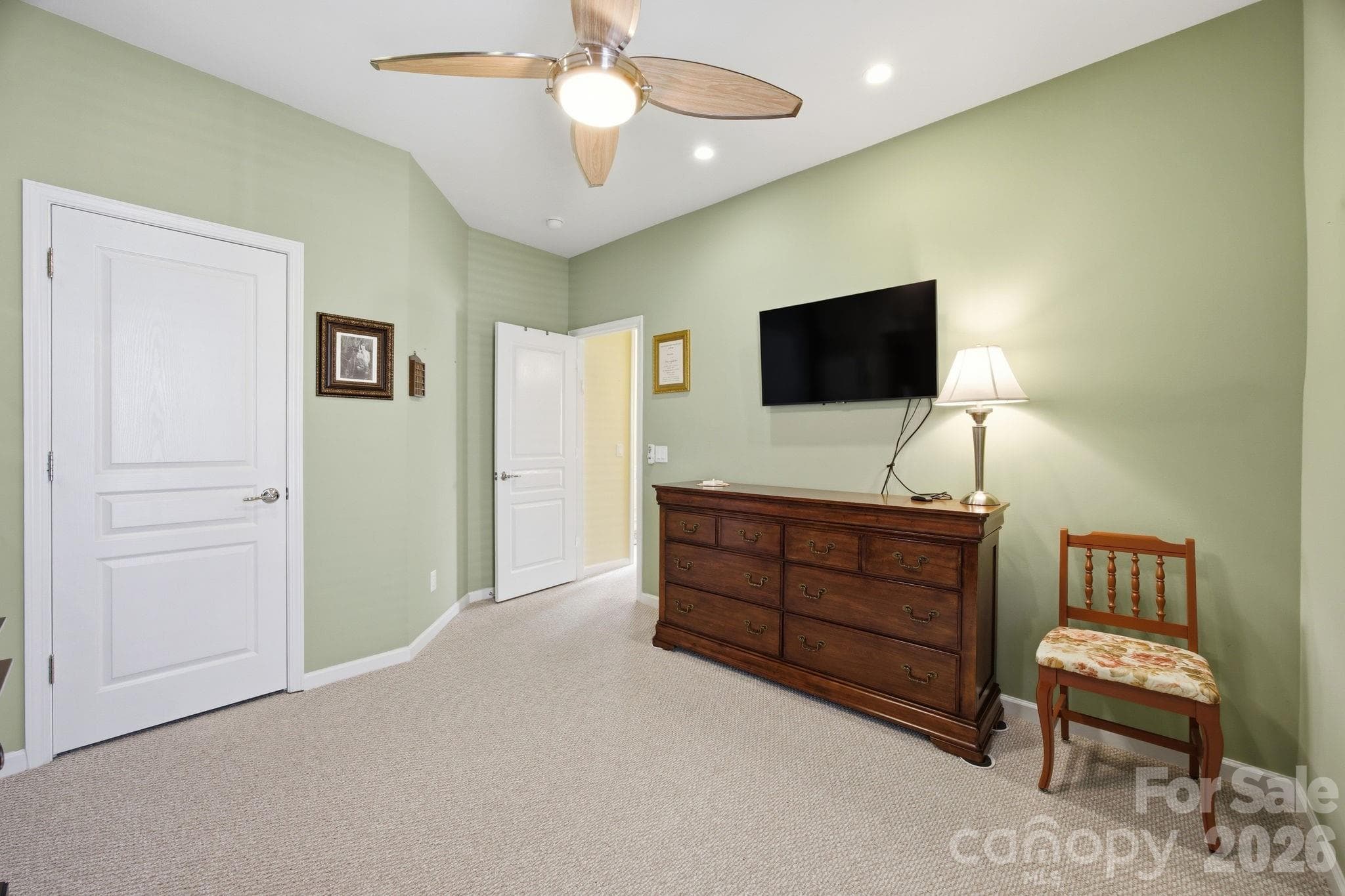 Single Family Residence at 23119 kingfisher Drive, Fort Mill, photo 27 of 48