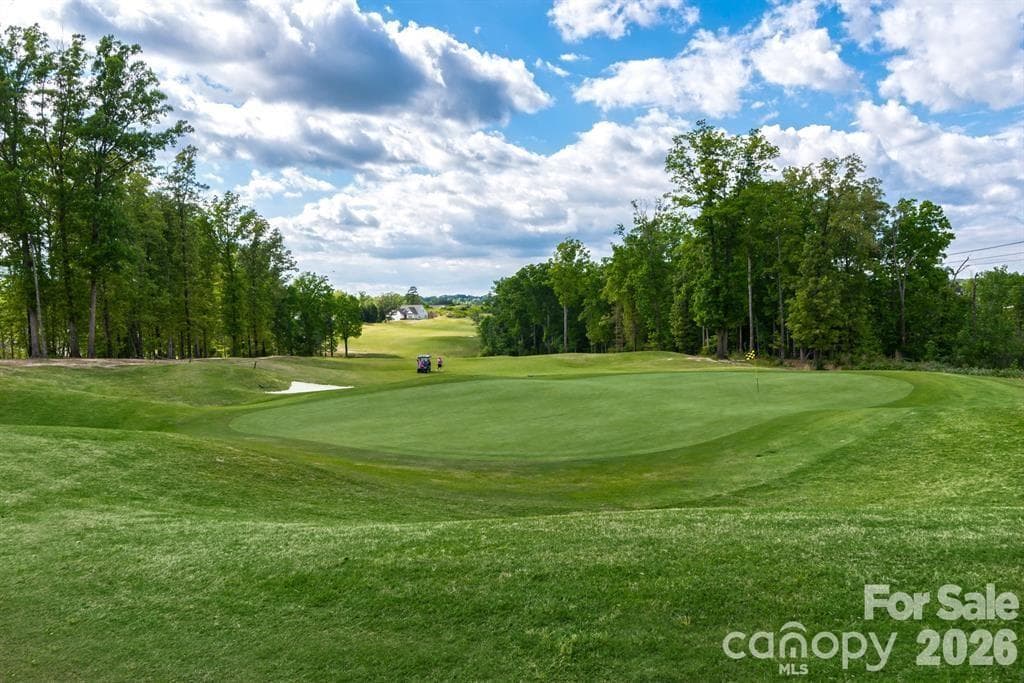 18-Hole, Par-72 Golf Course - 23119 kingfisher Drive, Fort Mill