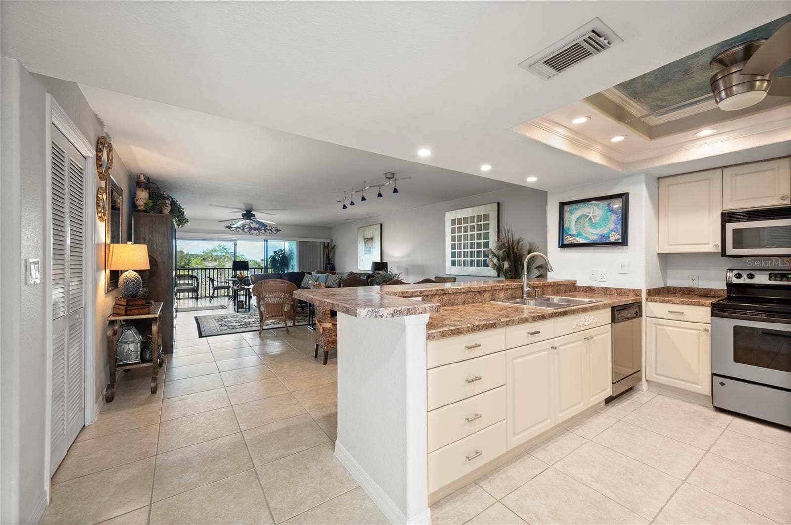 Condominium at 601 SHREVE ST #62C, PUNTA GORDA, photo 7 of 49