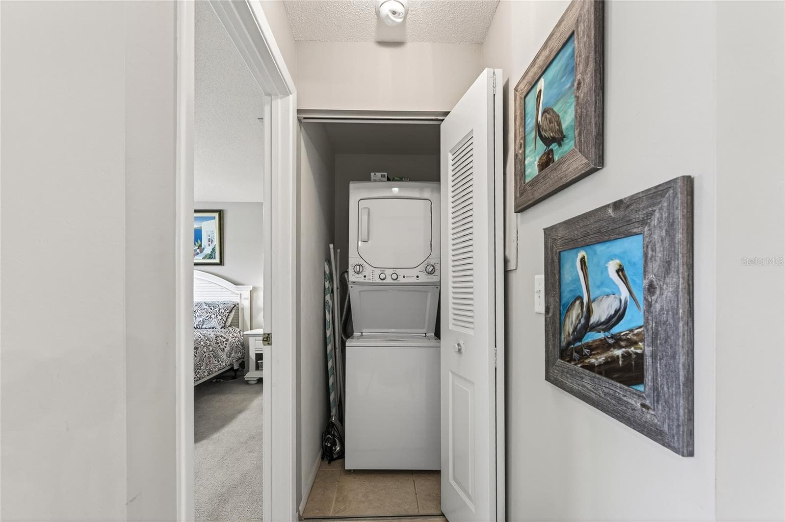 Inside unit laundry - 360 THREE LAKES LN #J, VENICE