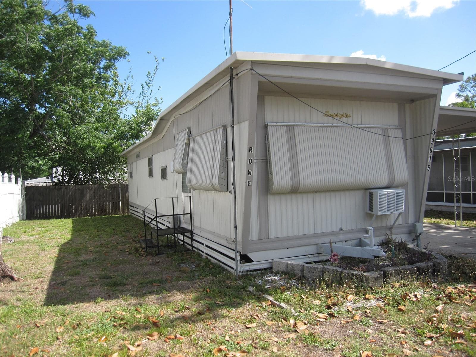 Mobile Home at 39015 HILLCREST DR, ZEPHYRHILLS, photo 32 of 34
