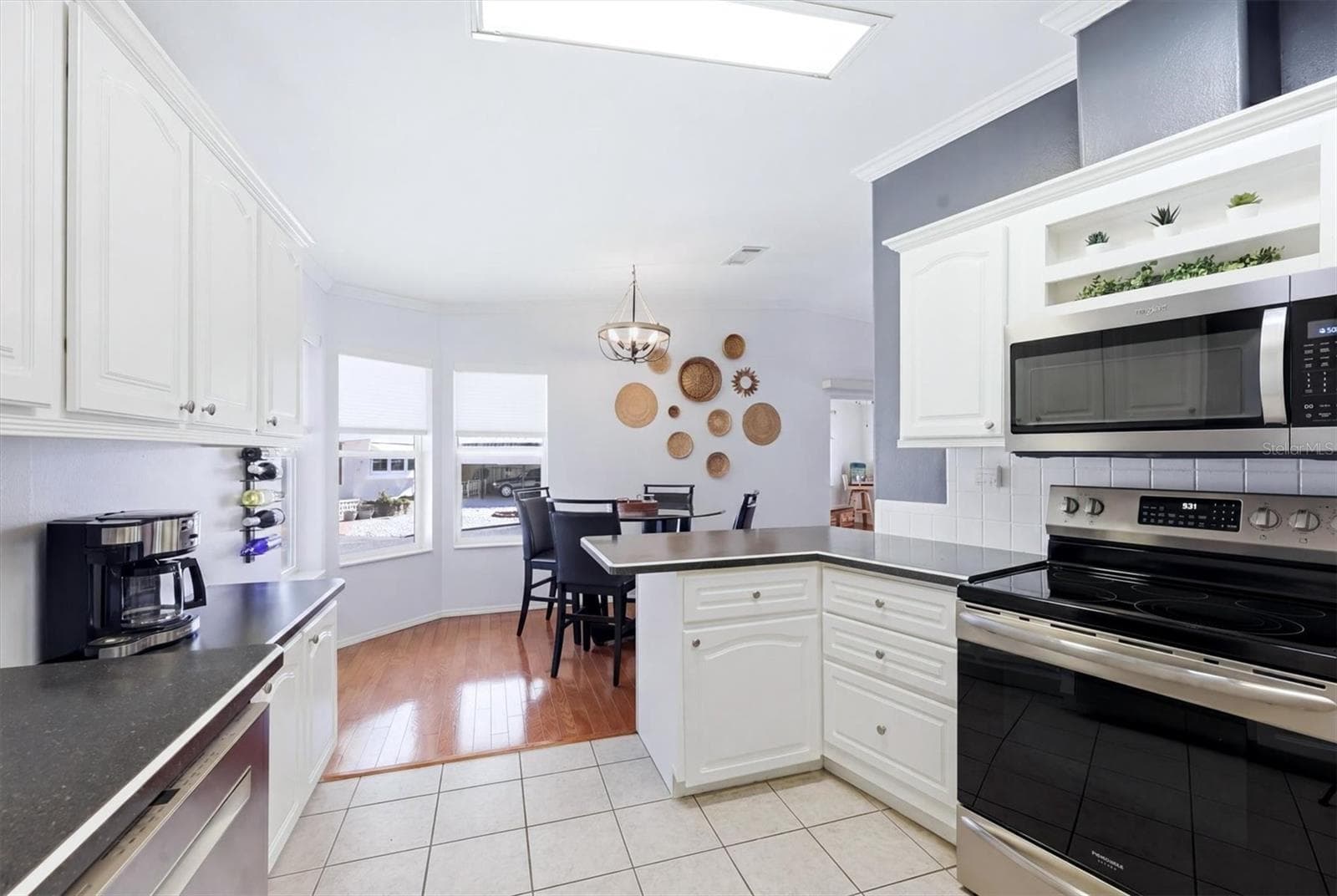 Manufactured Home at 2108 ILLINOIS AVE, BRADENTON, photo 14 of 42