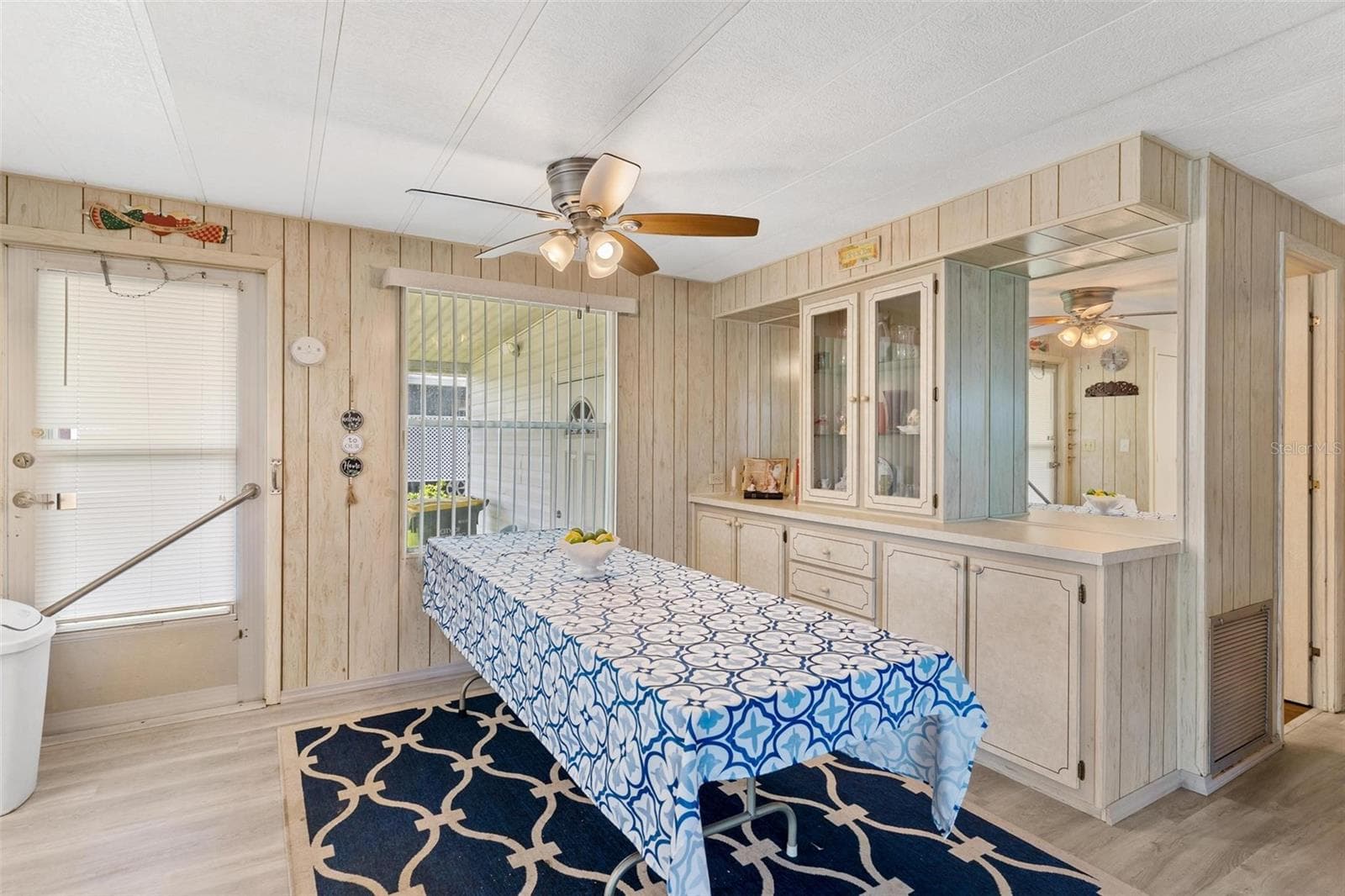 Manufactured Home at 717 W COACH N FOUR DR, LEESBURG, photo 12 of 29
