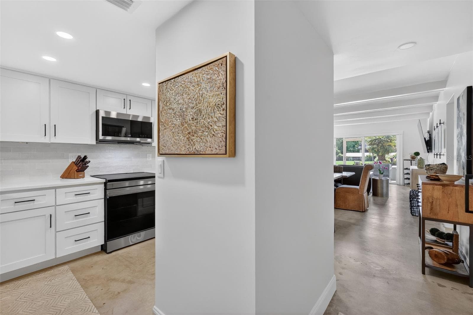 Condominium at 101 N GRANDVIEW ST #1, MOUNT DORA, photo 4 of 64