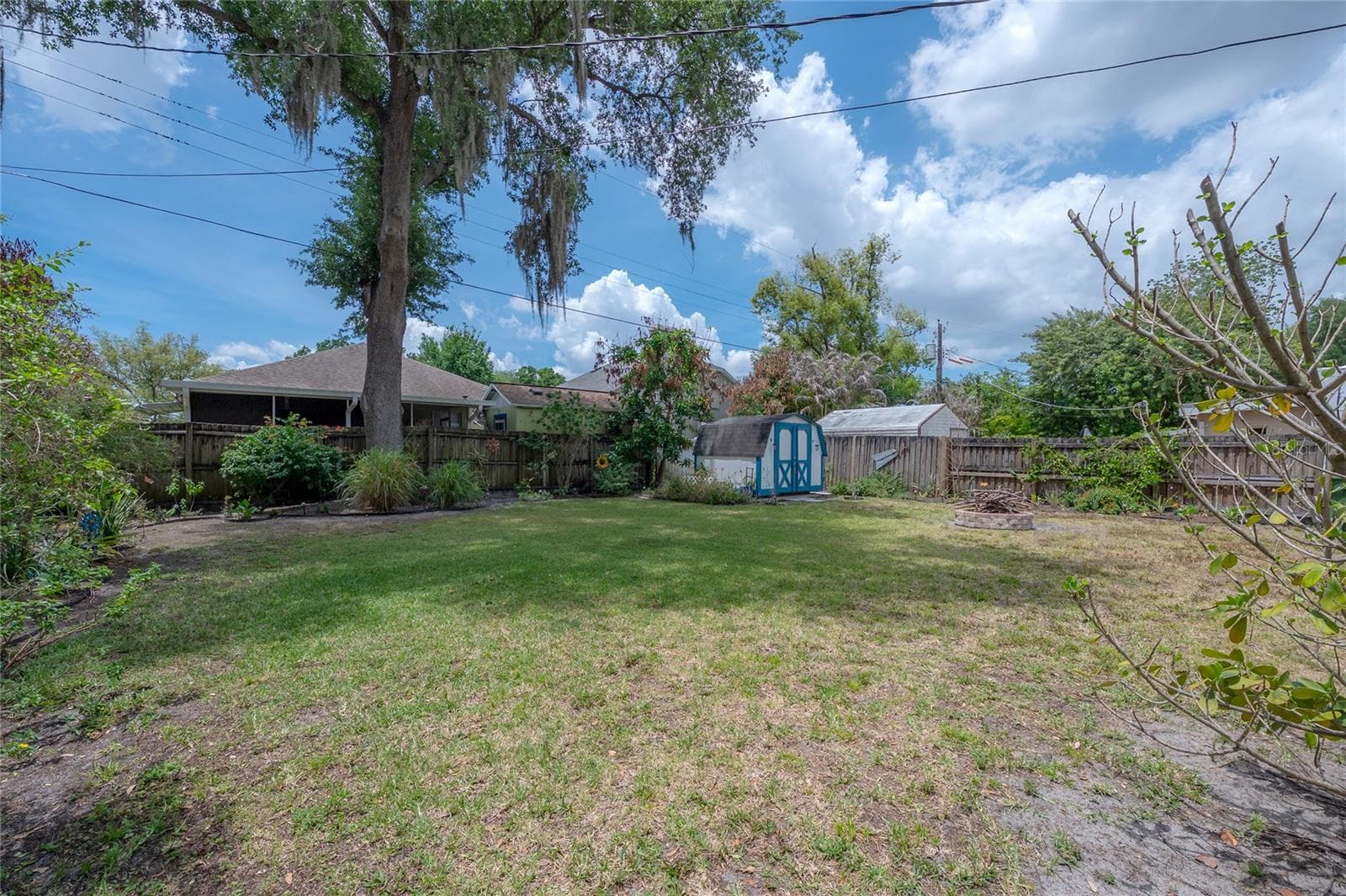 Single Family Residence at 912 CORNELIUS AVE, TAMPA, photo 43 of 47