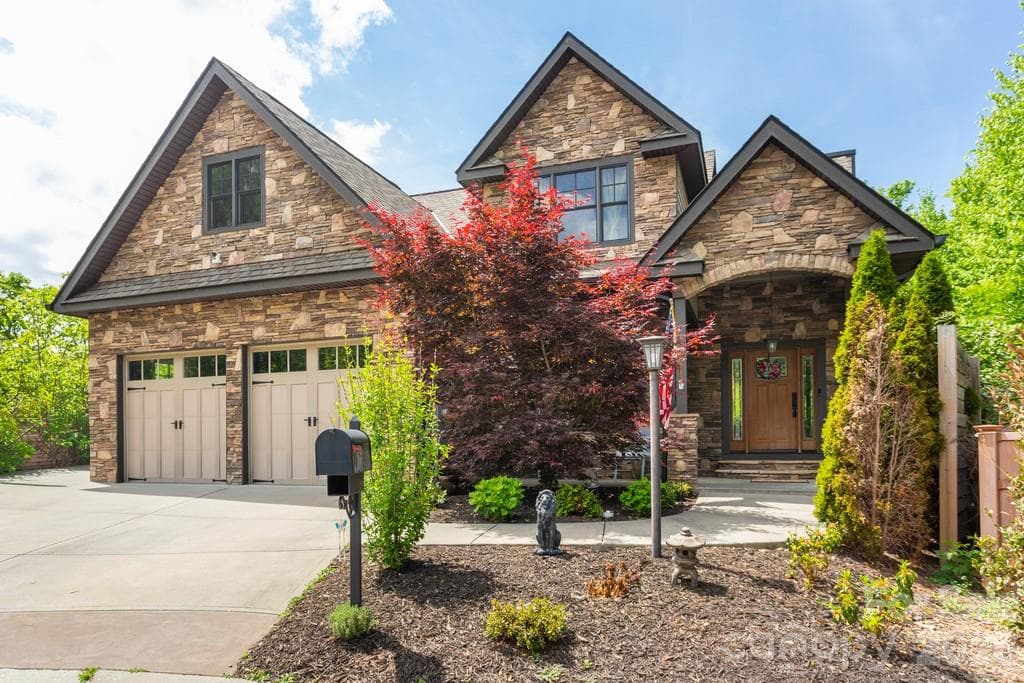 Front View - Hendersonville