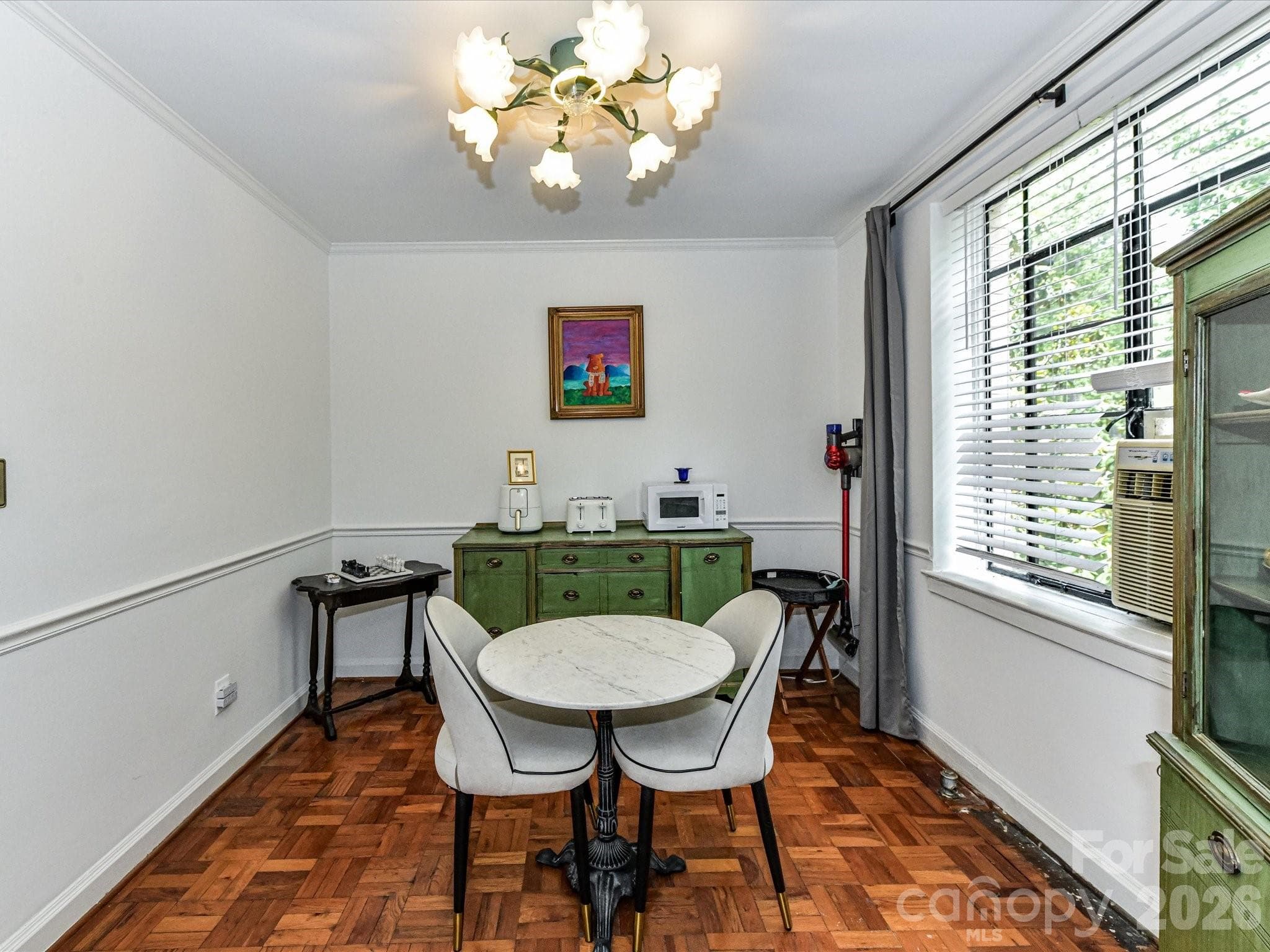Condominium at 1121 Myrtle Avenue, Charlotte, photo 15 of 22