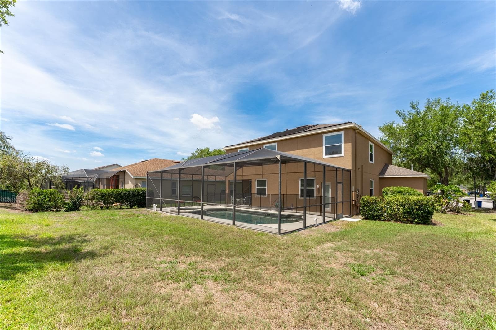 rear yard space - 6302 BRIDGEVISTA DR, LITHIA