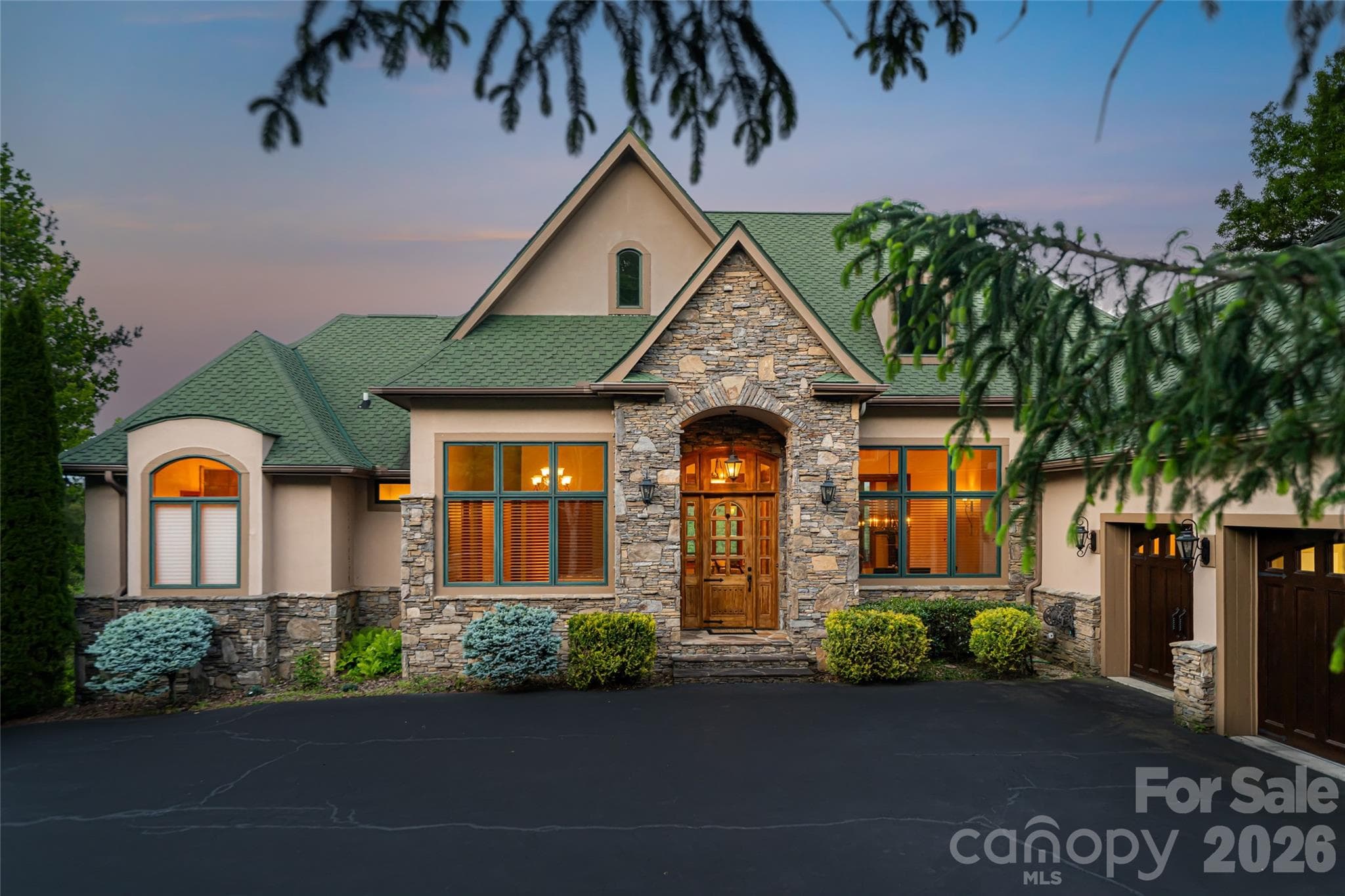 Single Family Residence at 326 Summit Drive, Whittier, photo 7 of 48
