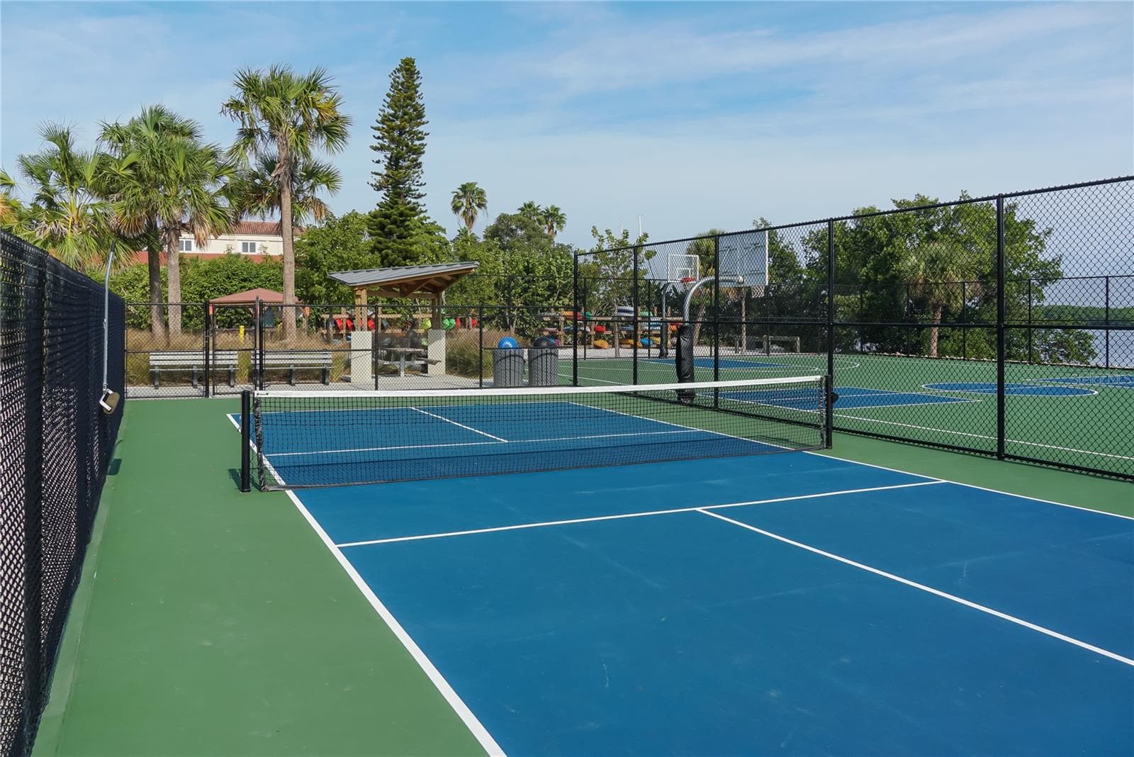 Experience the tennis or pickleball at the Longboat Bayfront Park! - 3040 GULF OF MEXICO DR #3, LONGBOAT KEY
