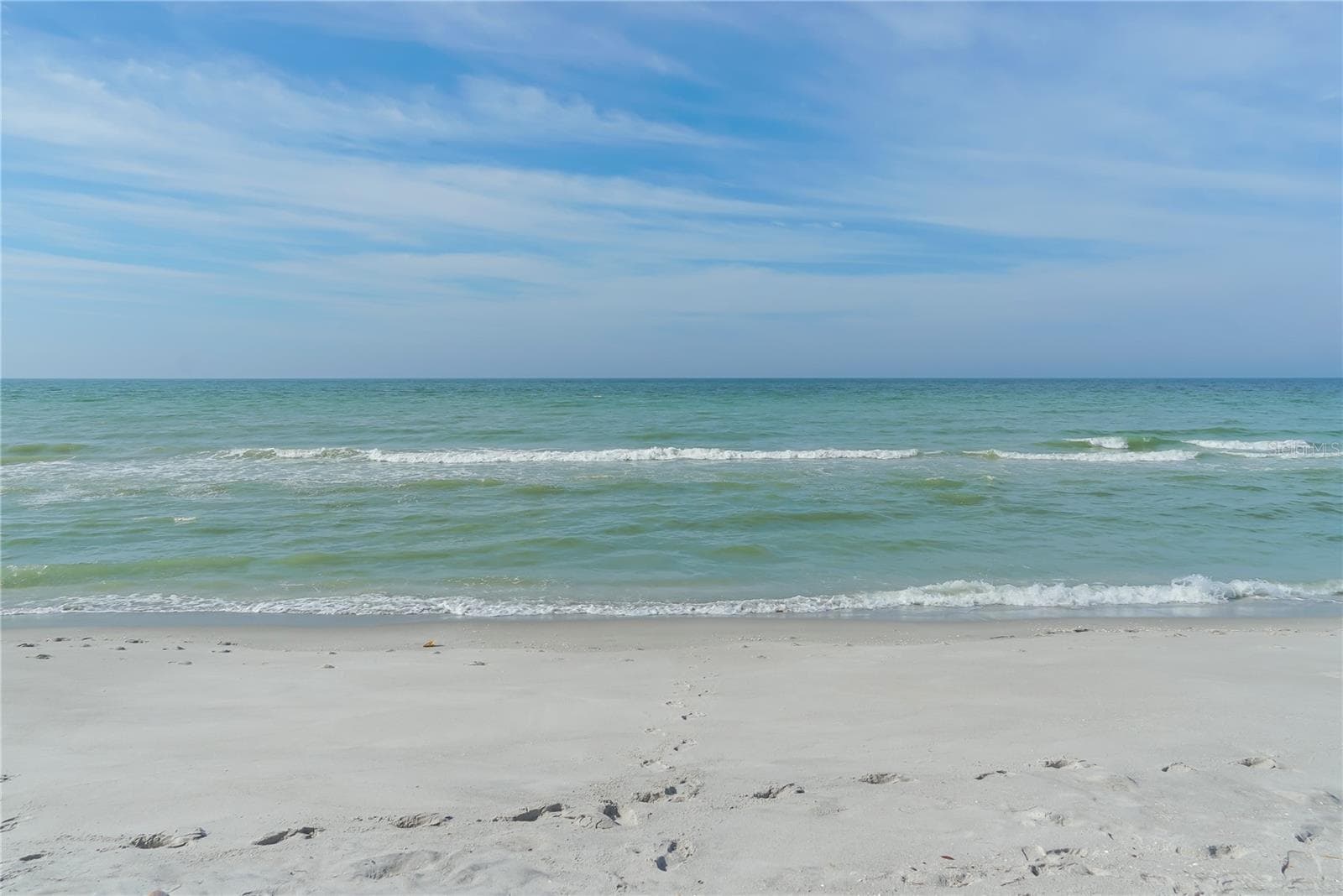 The vistas of crystal white sands of Sarasota's barrier islands is beyond compare, as are the soothing waves of the Gulf of Mexico. - 3040 GULF OF MEXICO DR #3, LONGBOAT KEY