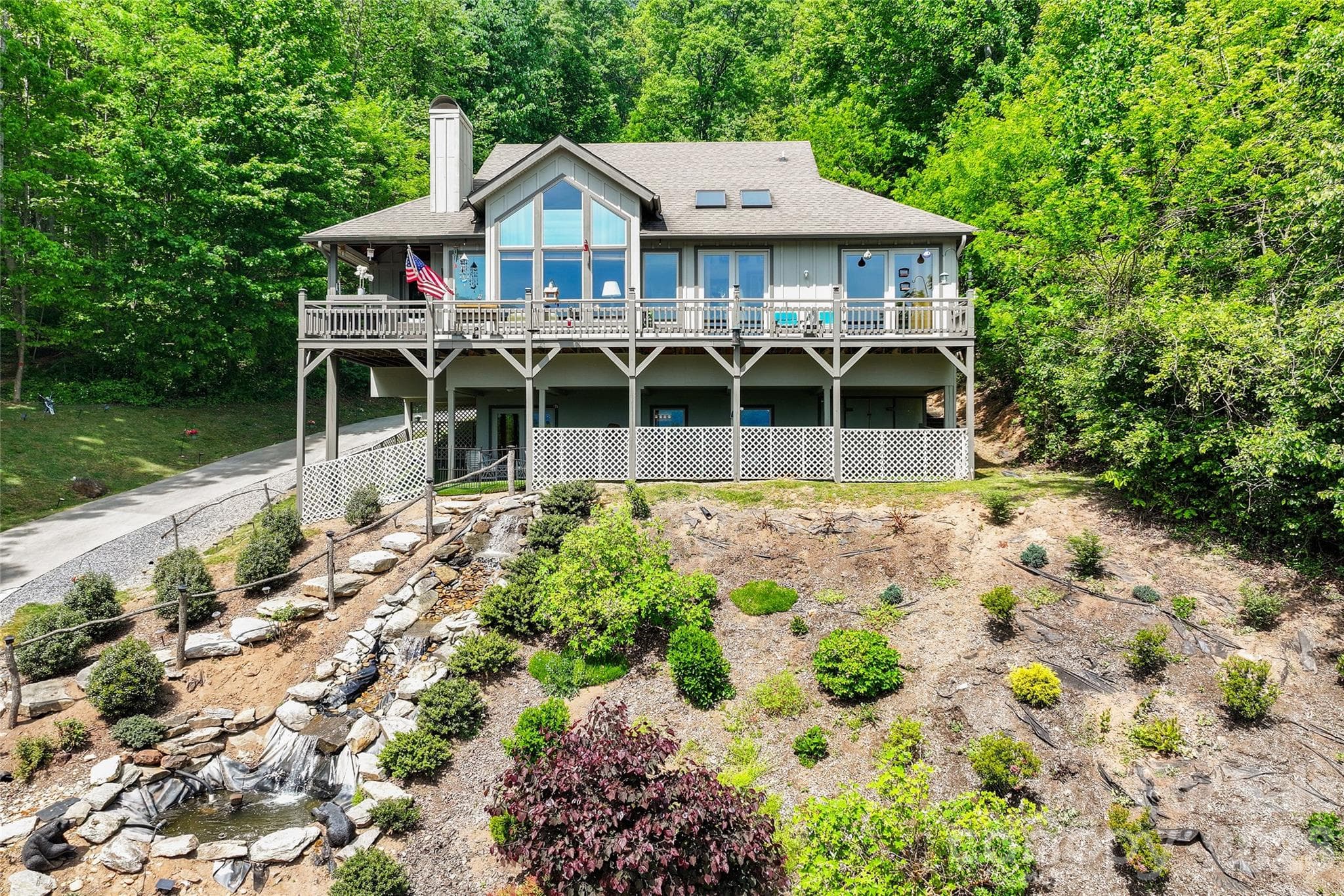 Single Family Residence at Waynesville, photo 4 of 43