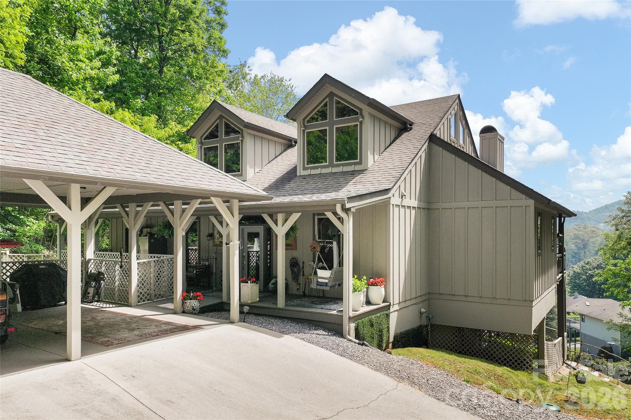 Single Family Residence at Waynesville, photo 8 of 43