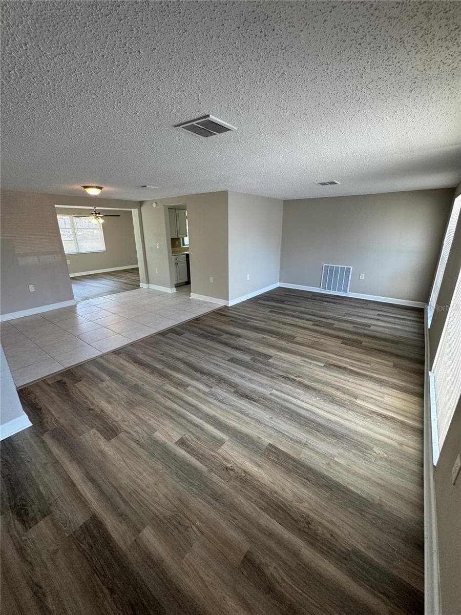 Single Family Residence at 6135 SEABREEZE DR, PORT RICHEY, photo 3 of 19