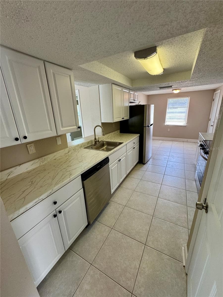 Single Family Residence at 6135 SEABREEZE DR, PORT RICHEY, photo 6 of 19