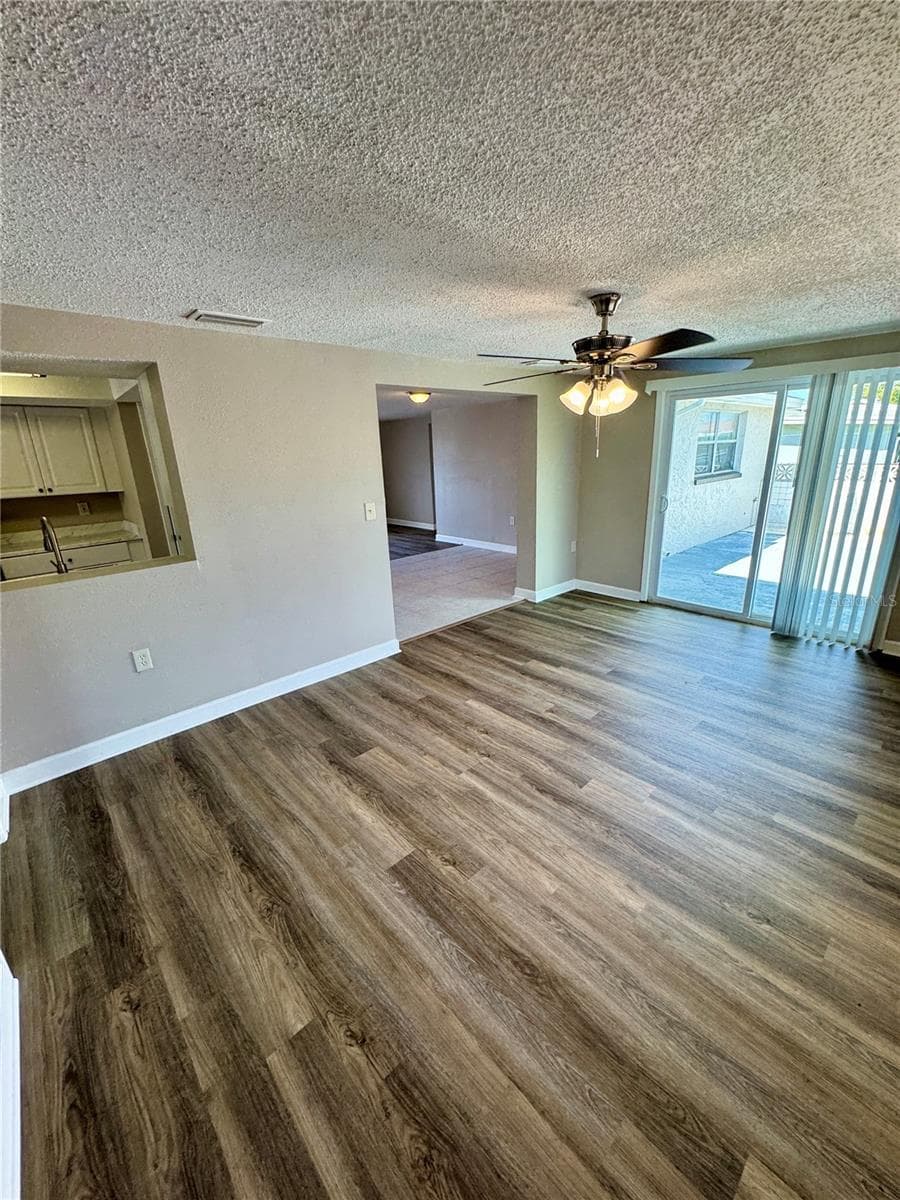 Single Family Residence at 6135 SEABREEZE DR, PORT RICHEY, photo 17 of 19