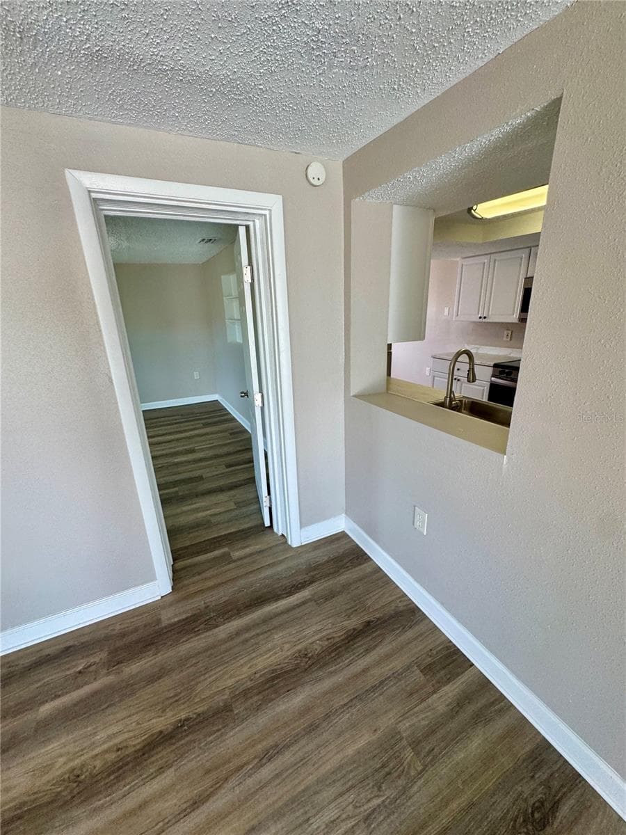 Single Family Residence at 6135 SEABREEZE DR, PORT RICHEY, photo 18 of 19
