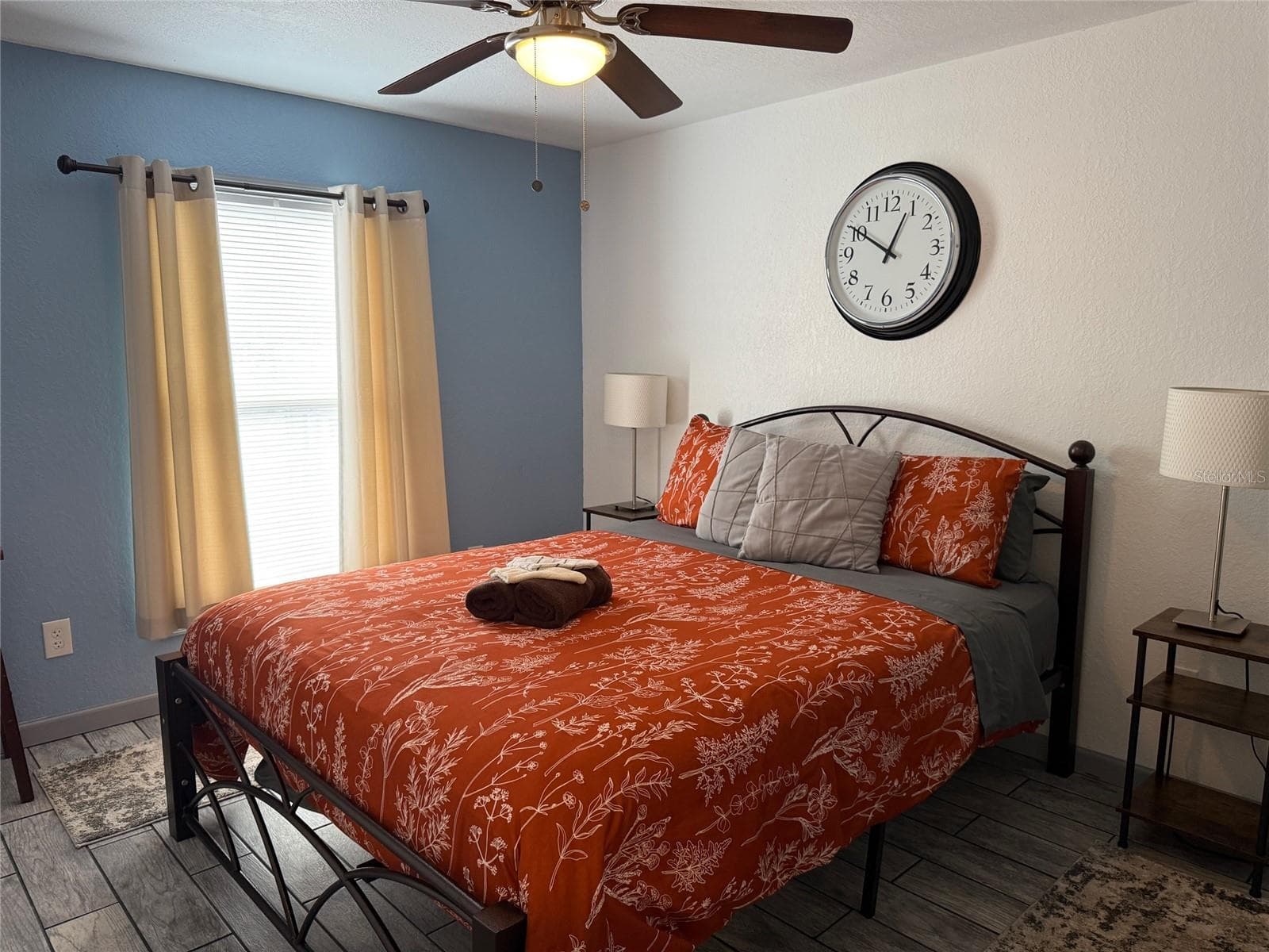 907 bedroom 2 - 907 N WABASH AVE, LAKELAND
