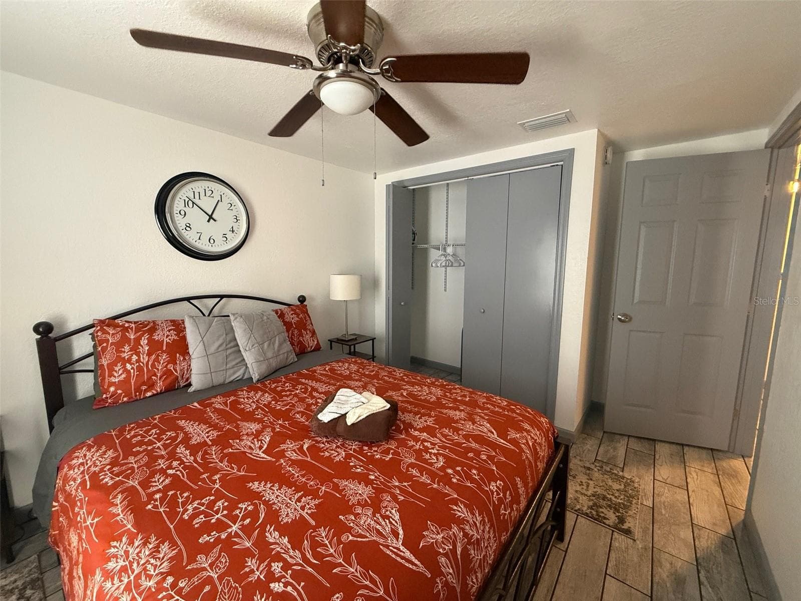 907 bedroom 2 - 907 N WABASH AVE, LAKELAND