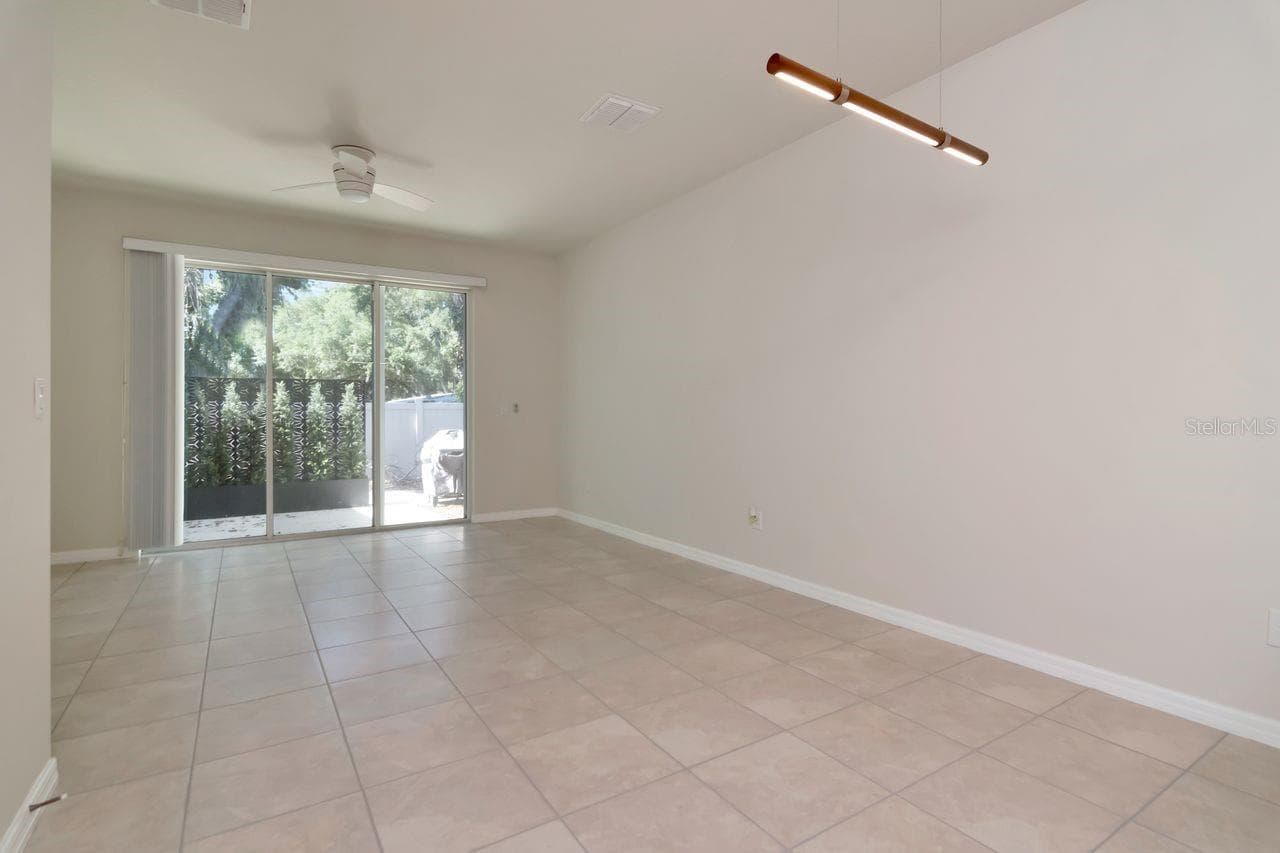 Townhouse at 5368 SYLVESTER LOOP, TAMPA, photo 24 of 56
