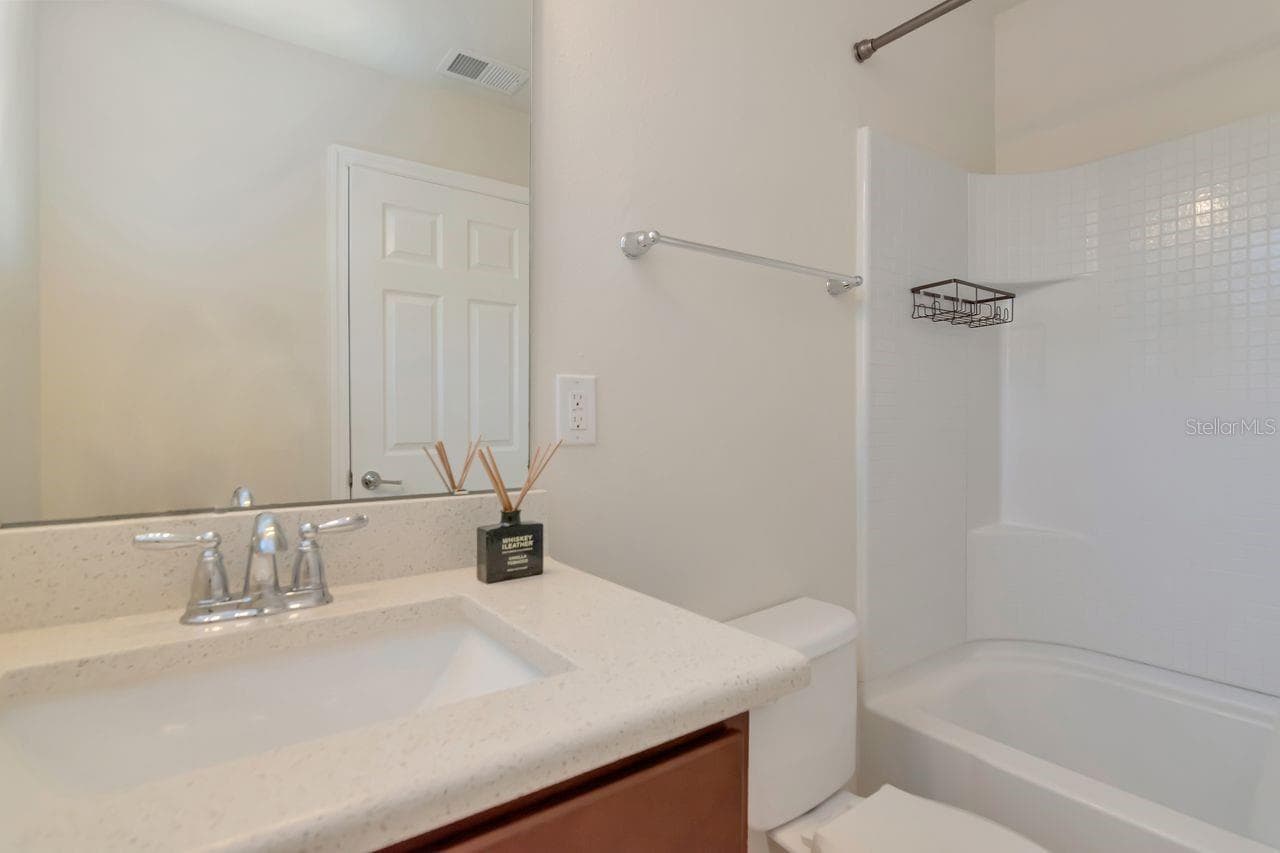 Townhouse at 5368 SYLVESTER LOOP, TAMPA, photo 43 of 56