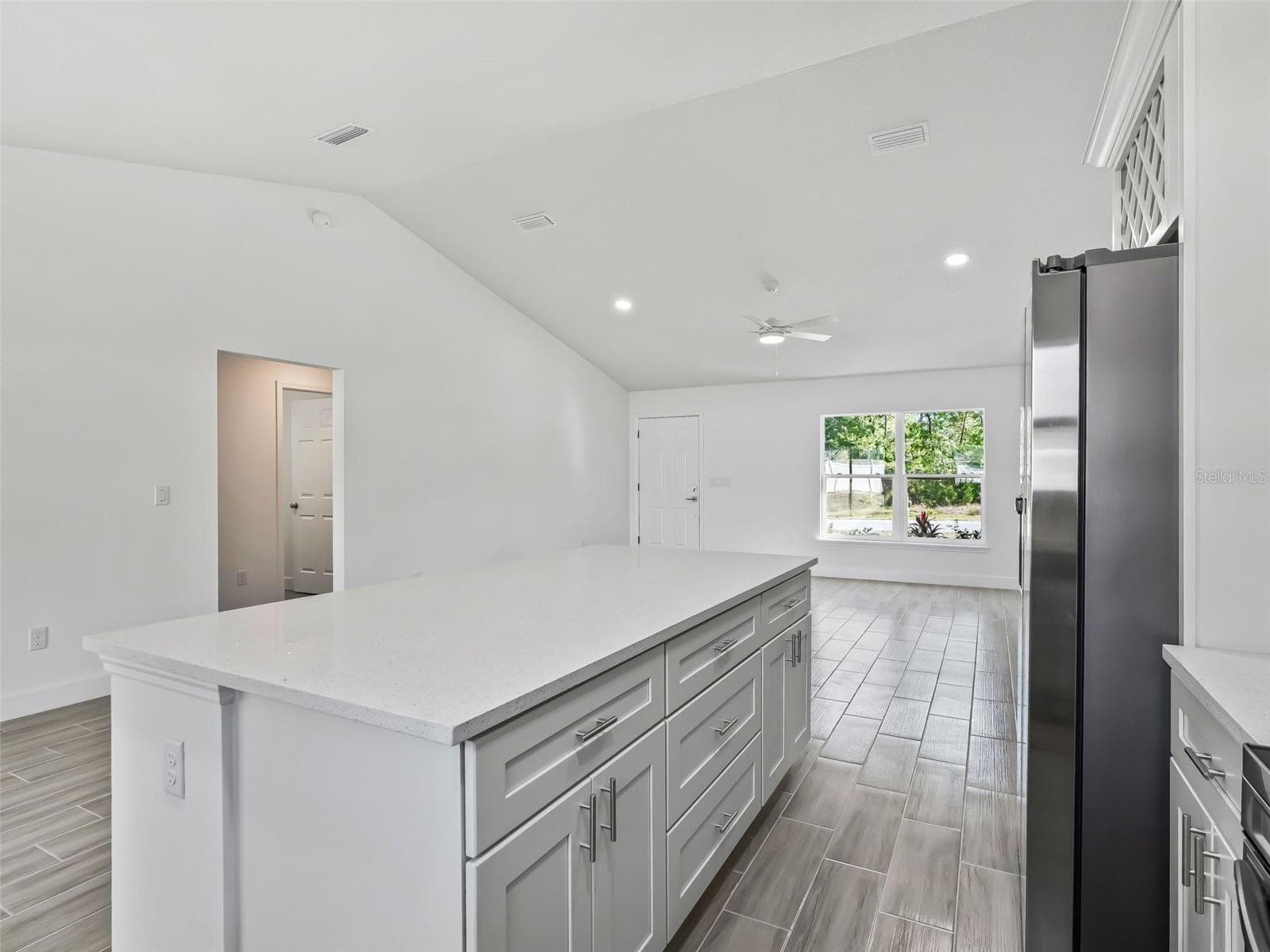 Single Family Residence at 4994 SW 166TH LOOP, OCALA, photo 10 of 40