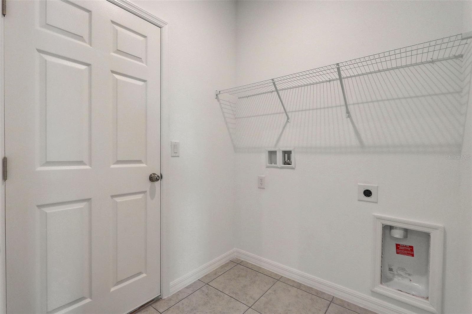 Single Family Residence at 9221 HARRIS HAWK DR, LEESBURG, photo 21 of 30