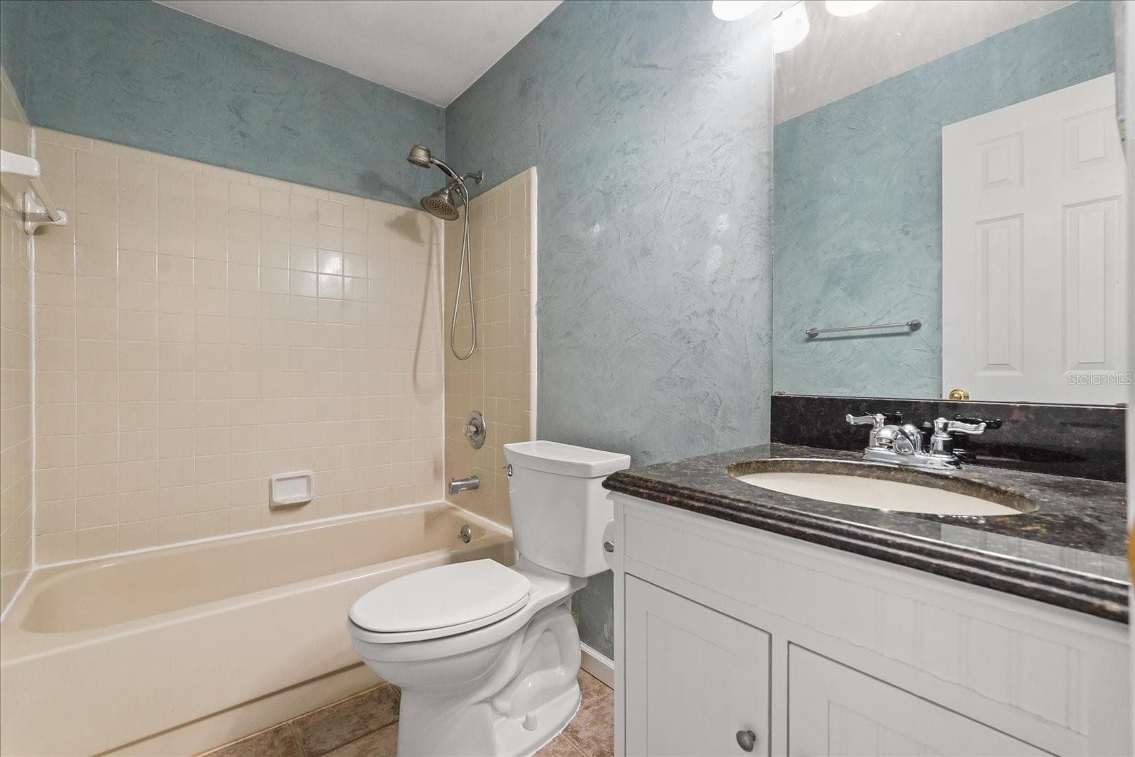 Single Family Residence at 2019 PAPRIKA DR, ORLANDO, photo 13 of 38