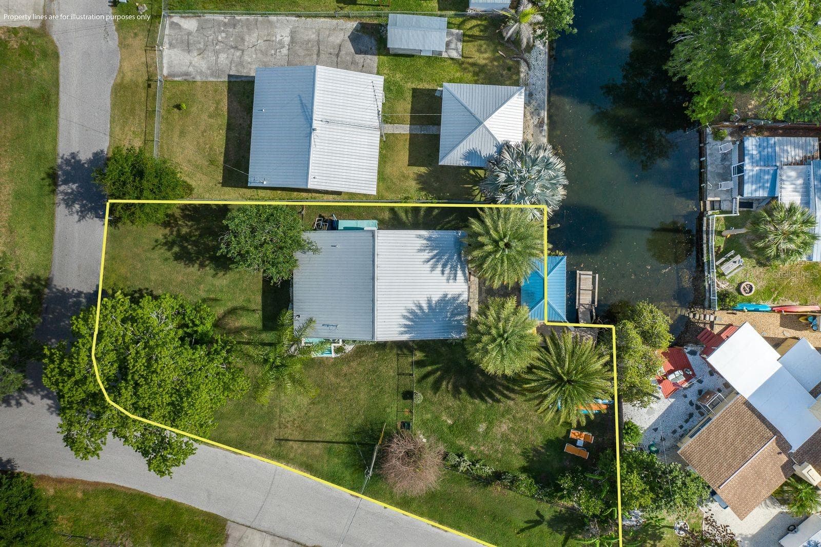Single Family Residence at 5473 DARLENE ST, WEEKI WACHEE, photo 4 of 51