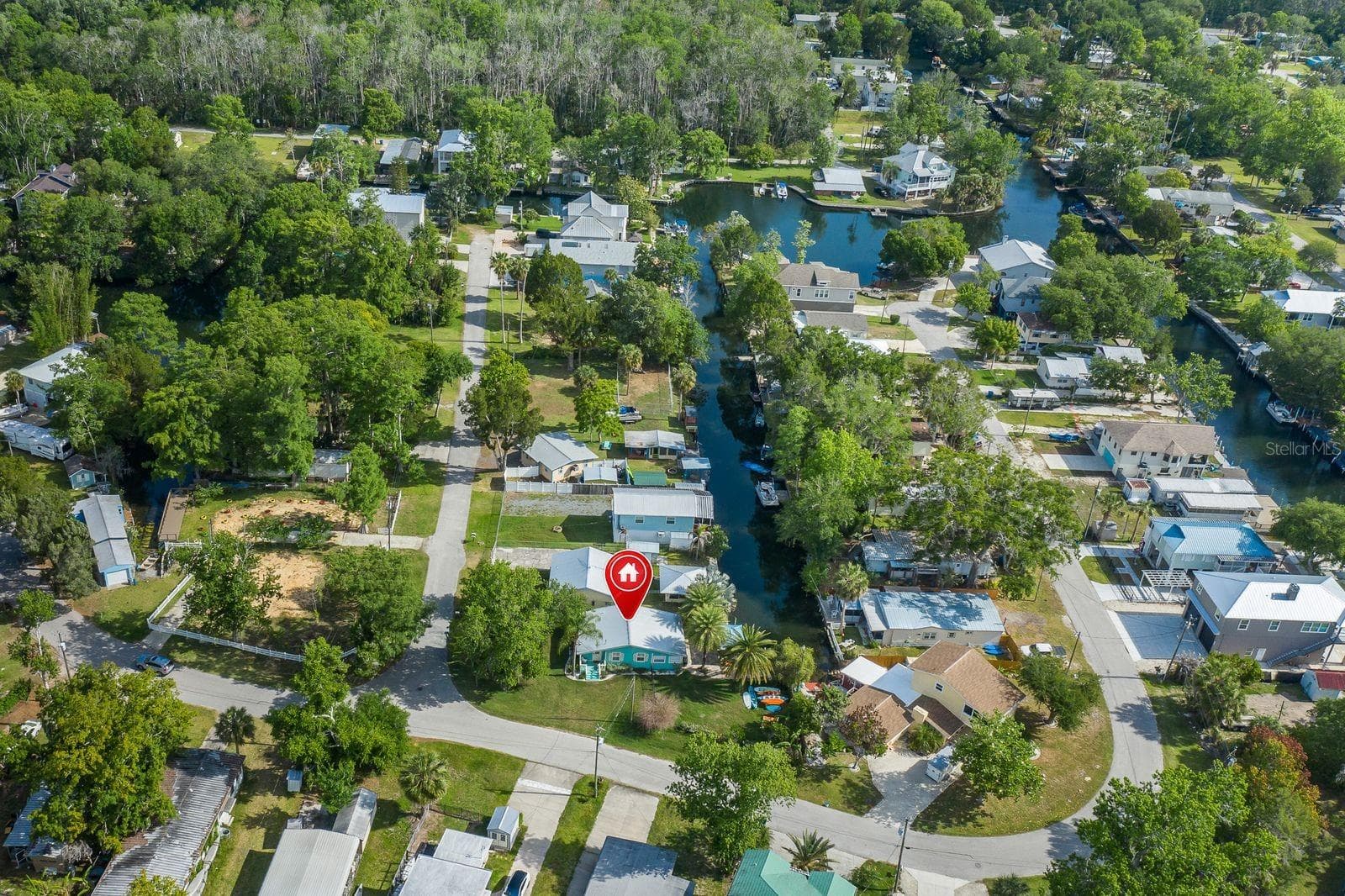 Single Family Residence at 5473 DARLENE ST, WEEKI WACHEE, photo 7 of 51