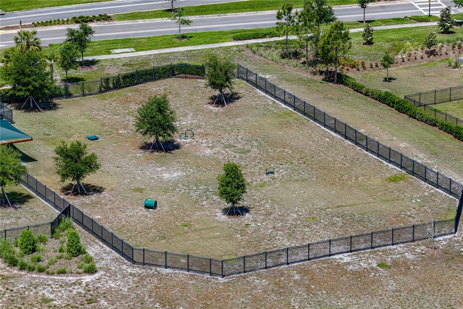 Single Family Residence at 14633 RED CASTLE AVE, LITHIA, photo 56 of 63