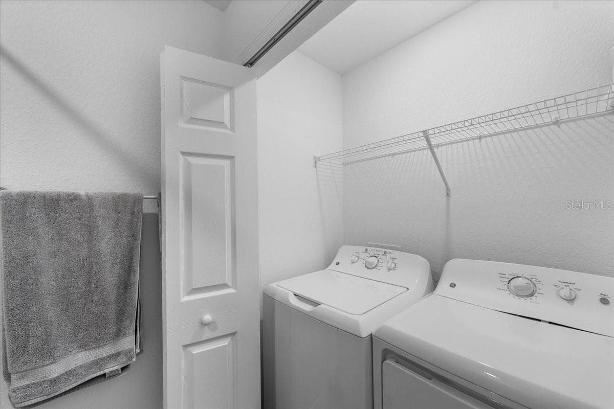 Condominium at 18114 GAWTHROP DR #304, BRADENTON, photo 10 of 23