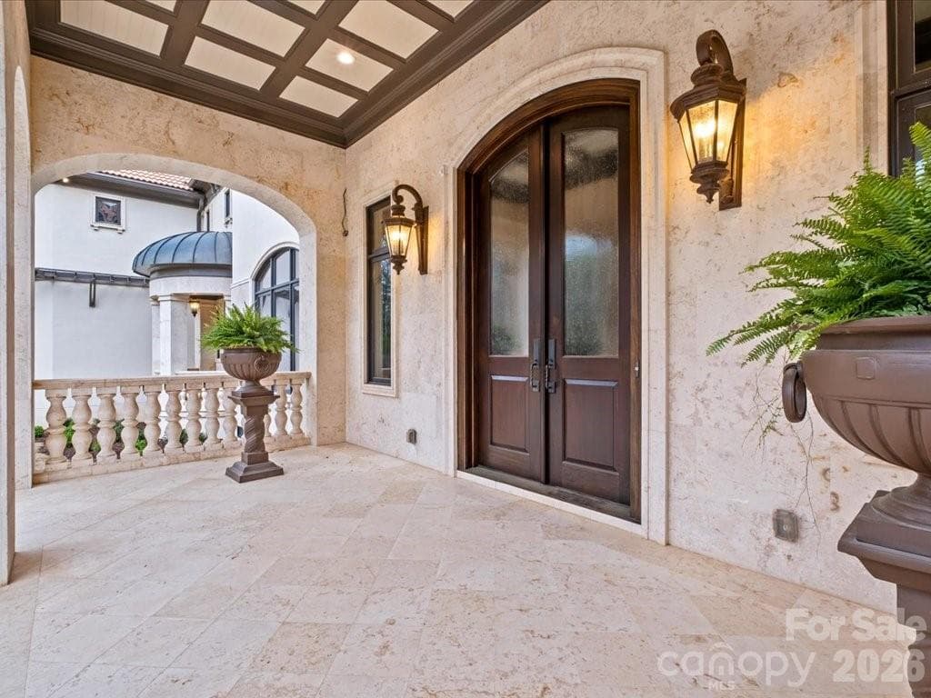 Front door - Charlotte