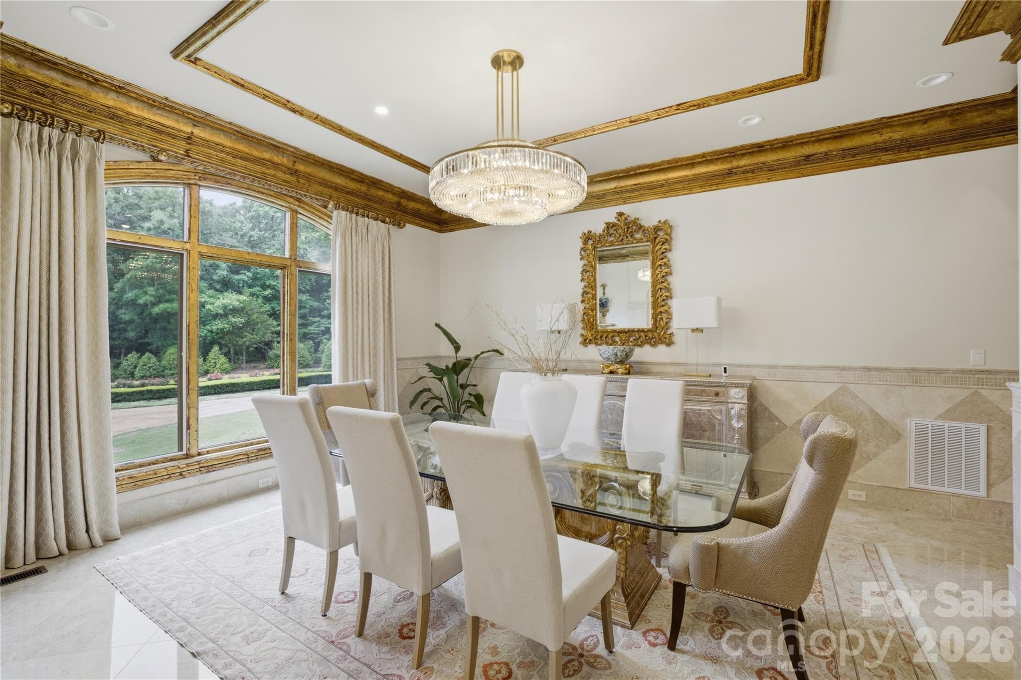 Dining Room - Charlotte