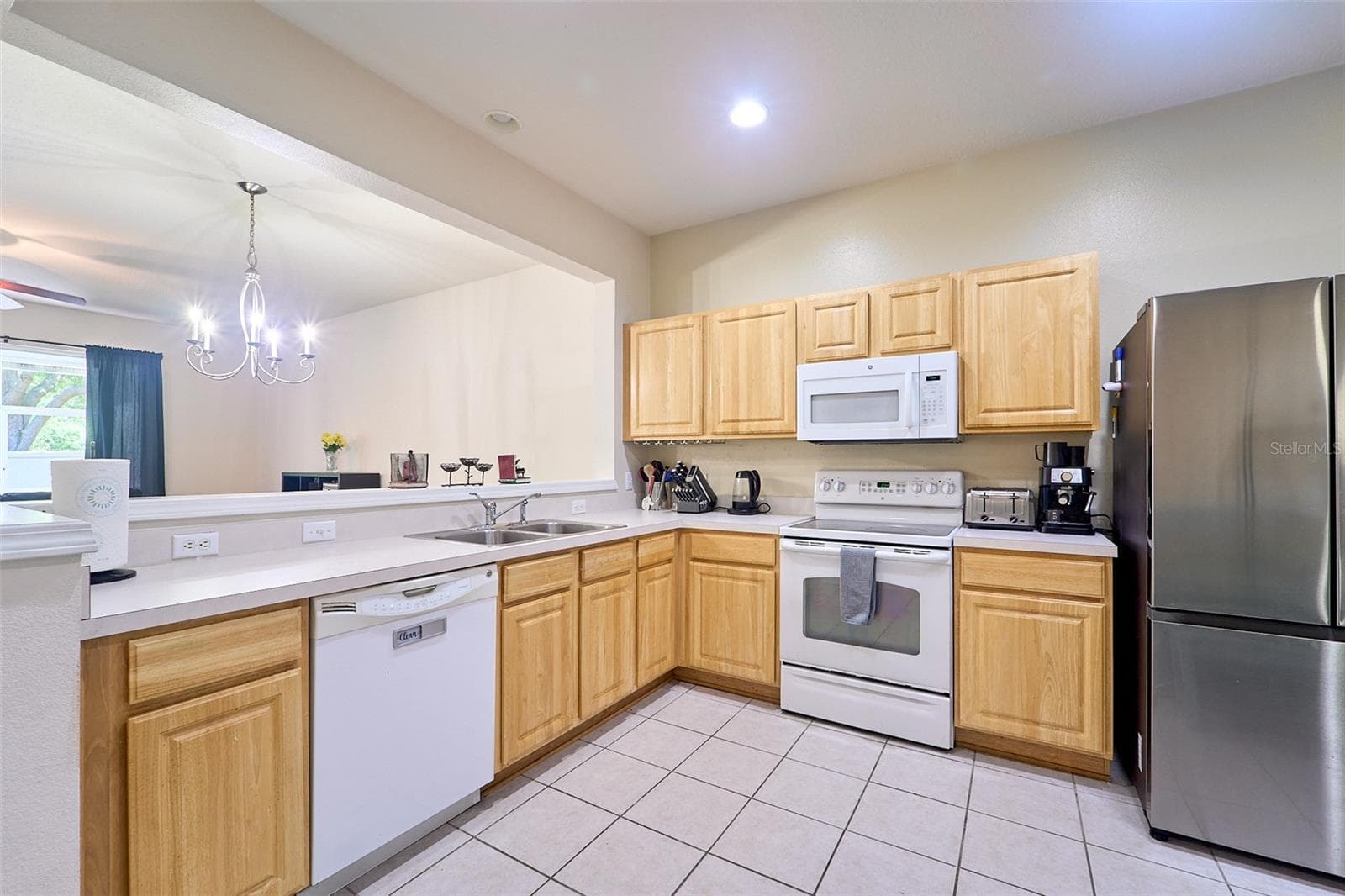 Townhouse at 5014 POND RIDGE RD, RIVERVIEW, photo 8 of 45