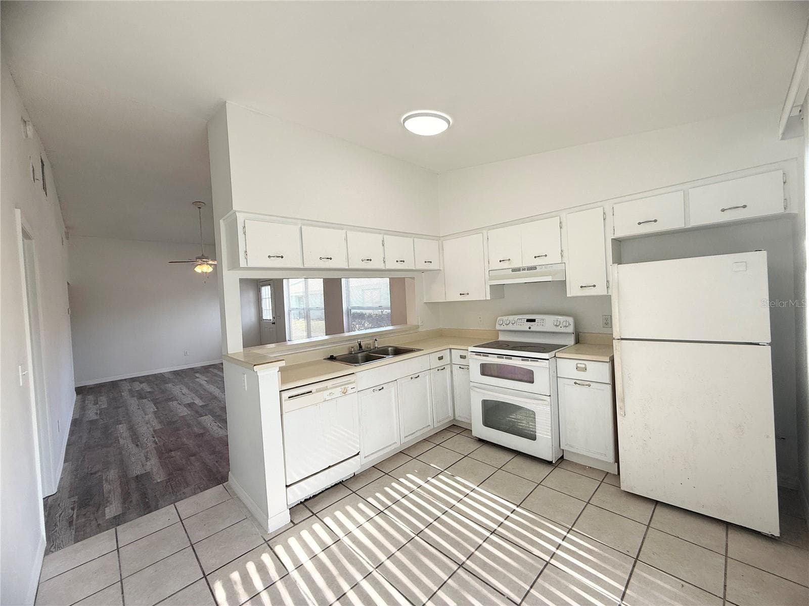 Townhouse at 1947 BENTLEY BLVD, KISSIMMEE, photo 5 of 20