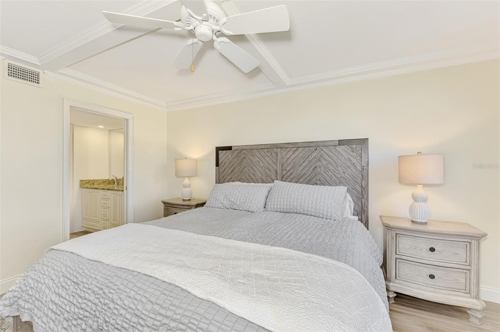 Primary Bedroom - 5790 MIDNIGHT PASS RD #209, SARASOTA