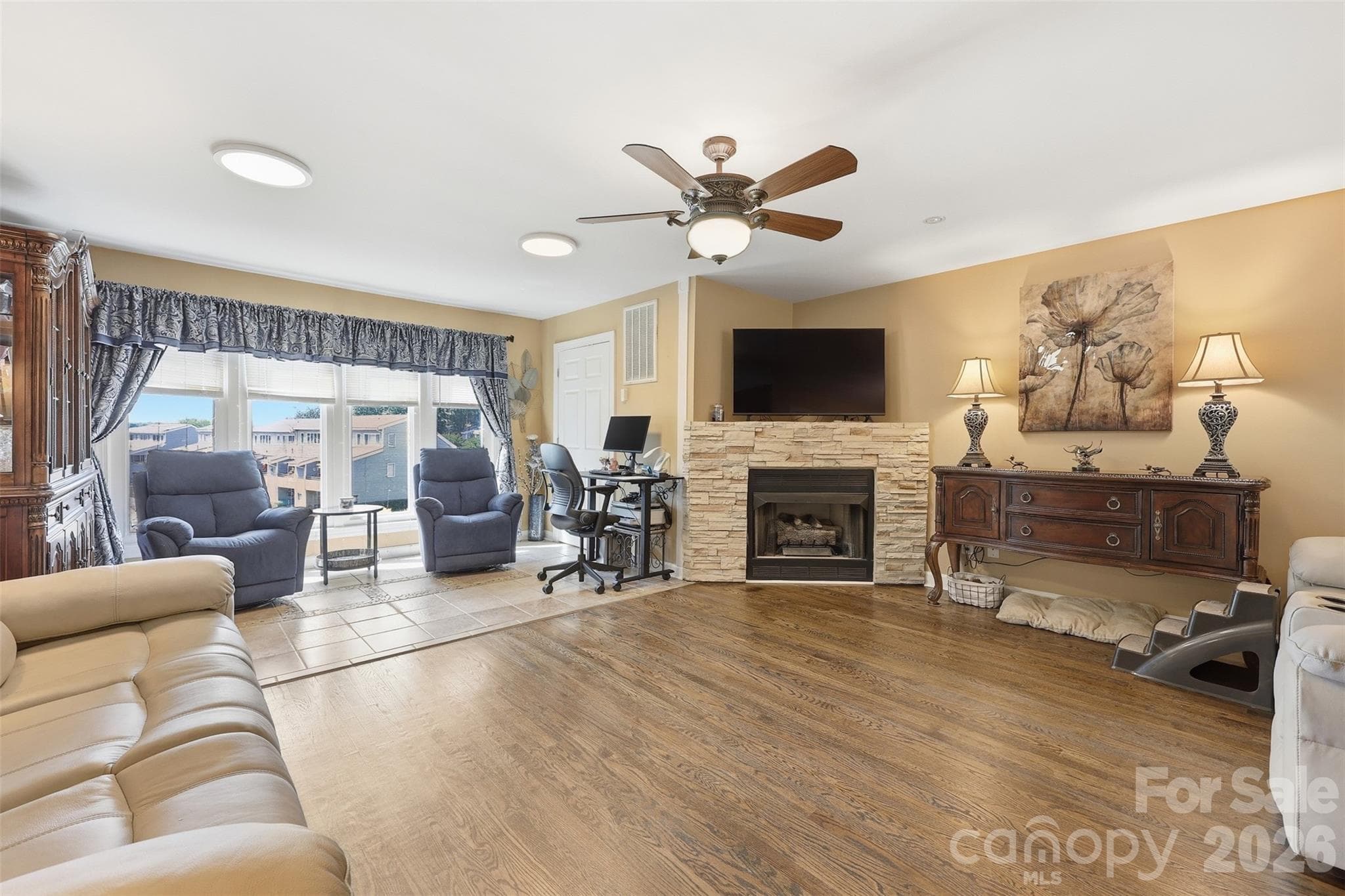 Townhouse at 14614 Waterside Drive, Charlotte, photo 6 of 47