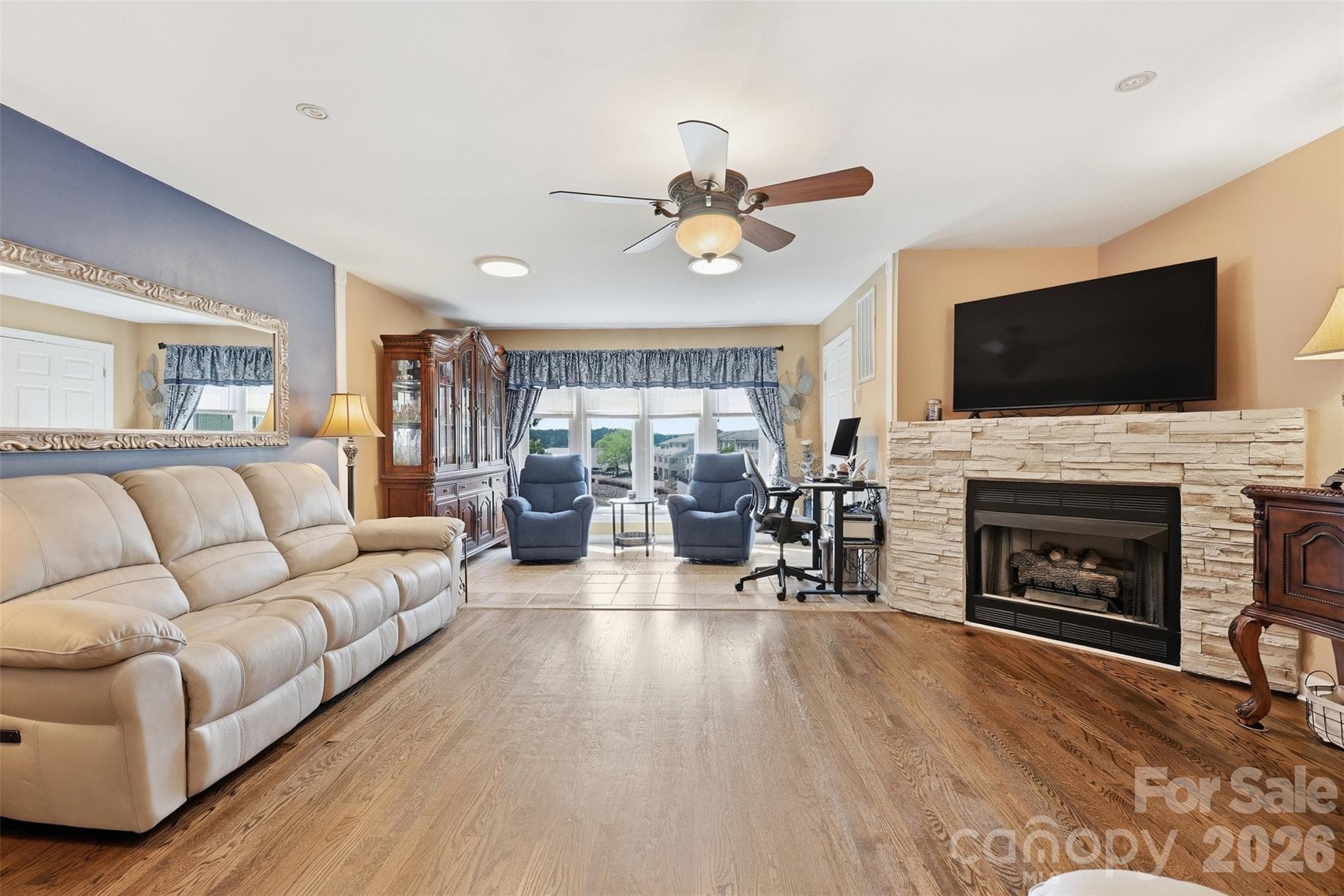 Townhouse at 14614 Waterside Drive, Charlotte, photo 7 of 47