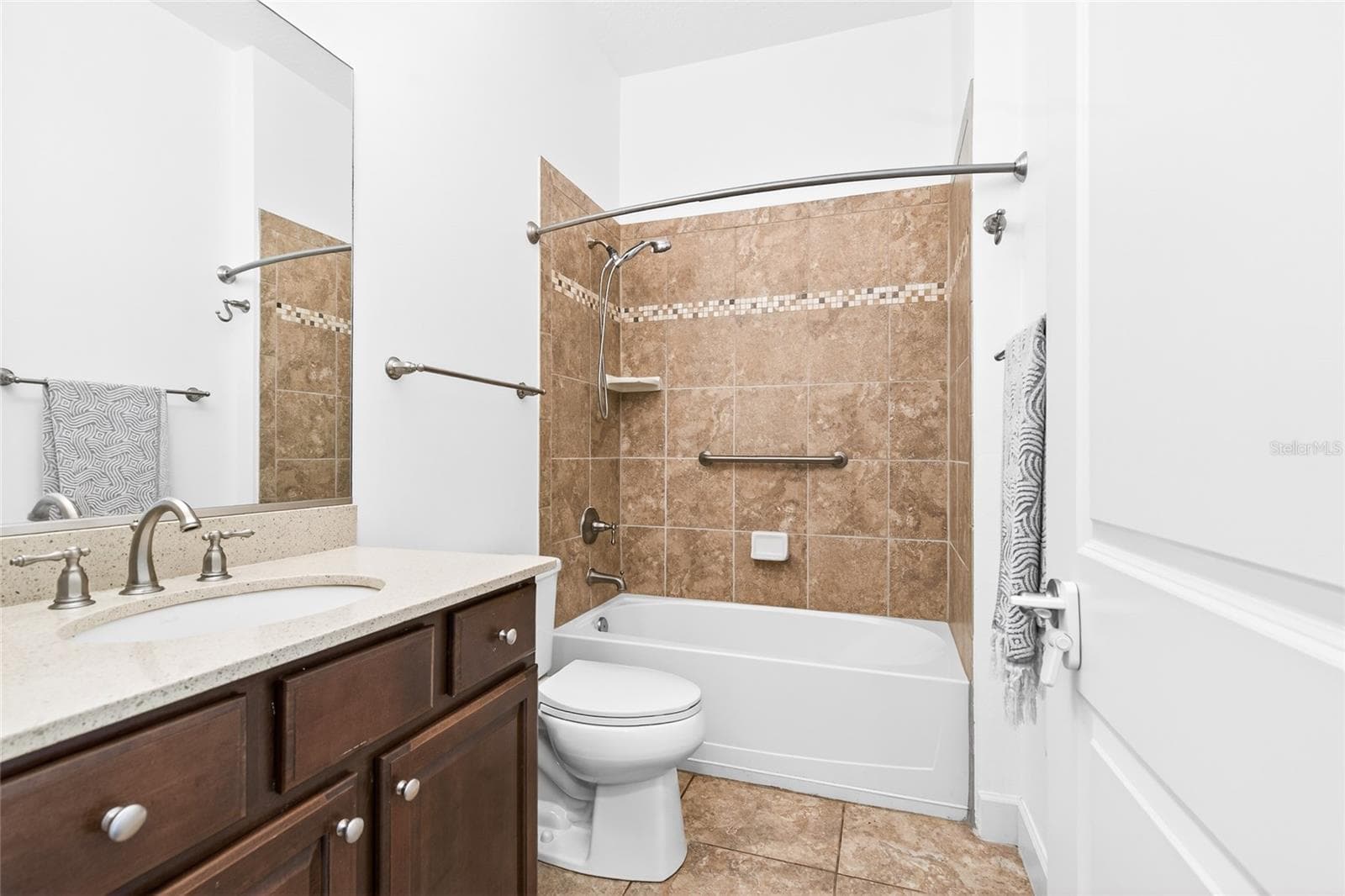 Single Family Residence at 349 CHELSEA PLACE AVE, ORMOND BEACH, photo 25 of 46