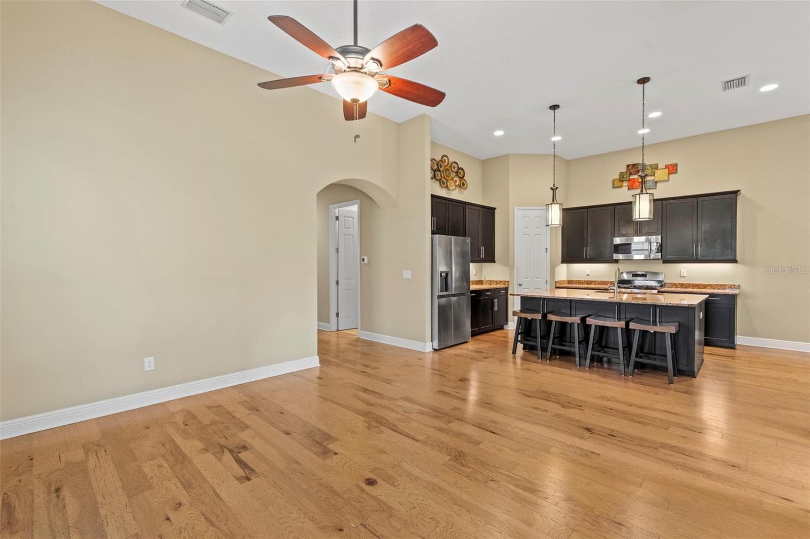 Single Family Residence at 514 WINTERSIDE DR, APOLLO BEACH, photo 8 of 77