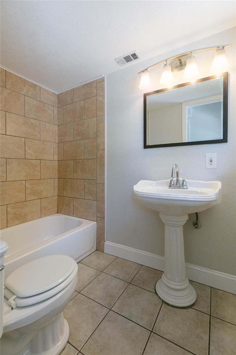 Single Family Residence at 13410 LEE ST, DADE CITY, photo 25 of 45