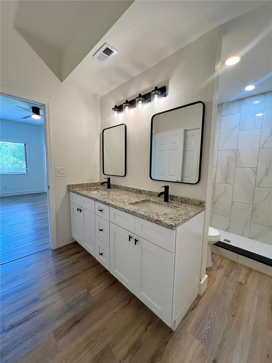Condominium at 3014 RED OAK CT #102, PALM HARBOR, photo 32 of 42
