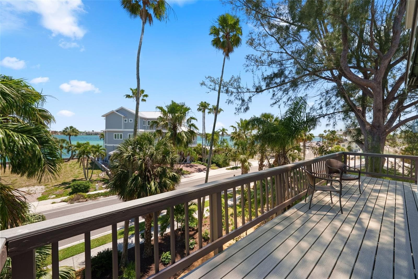 Large Front Porch for outdoor Living and Entertaining - 1304 PASS A GRILLE WAY, ST PETE BEACH
