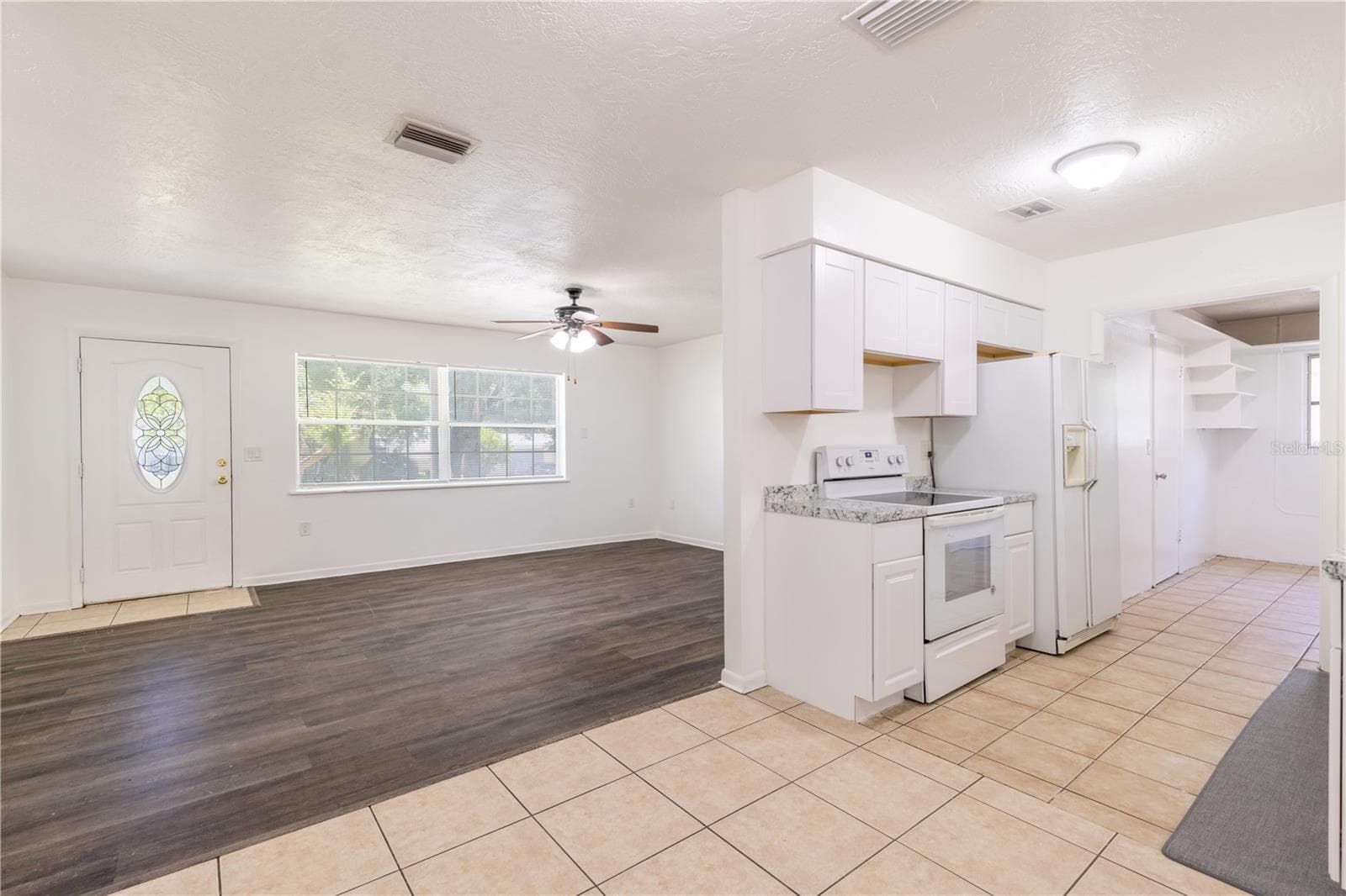 Single Family Residence at 18 N HARRISON ST, BEVERLY HILLS, photo 2 of 34